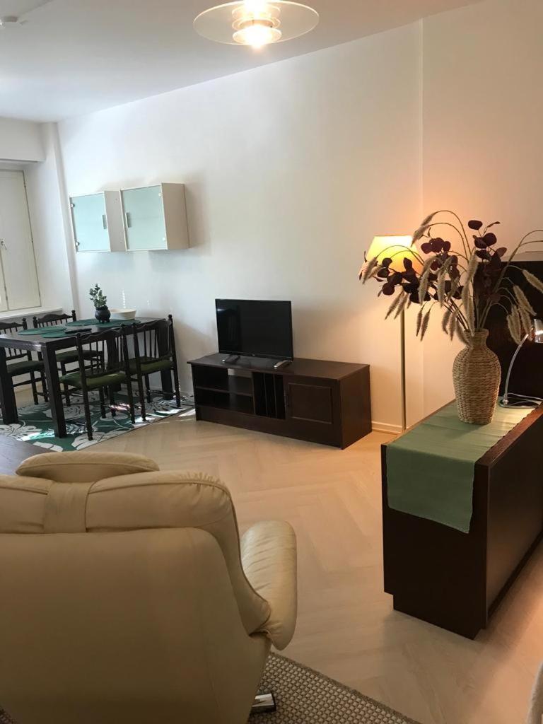 Renovated two room apt in Rauma centre with amenities
