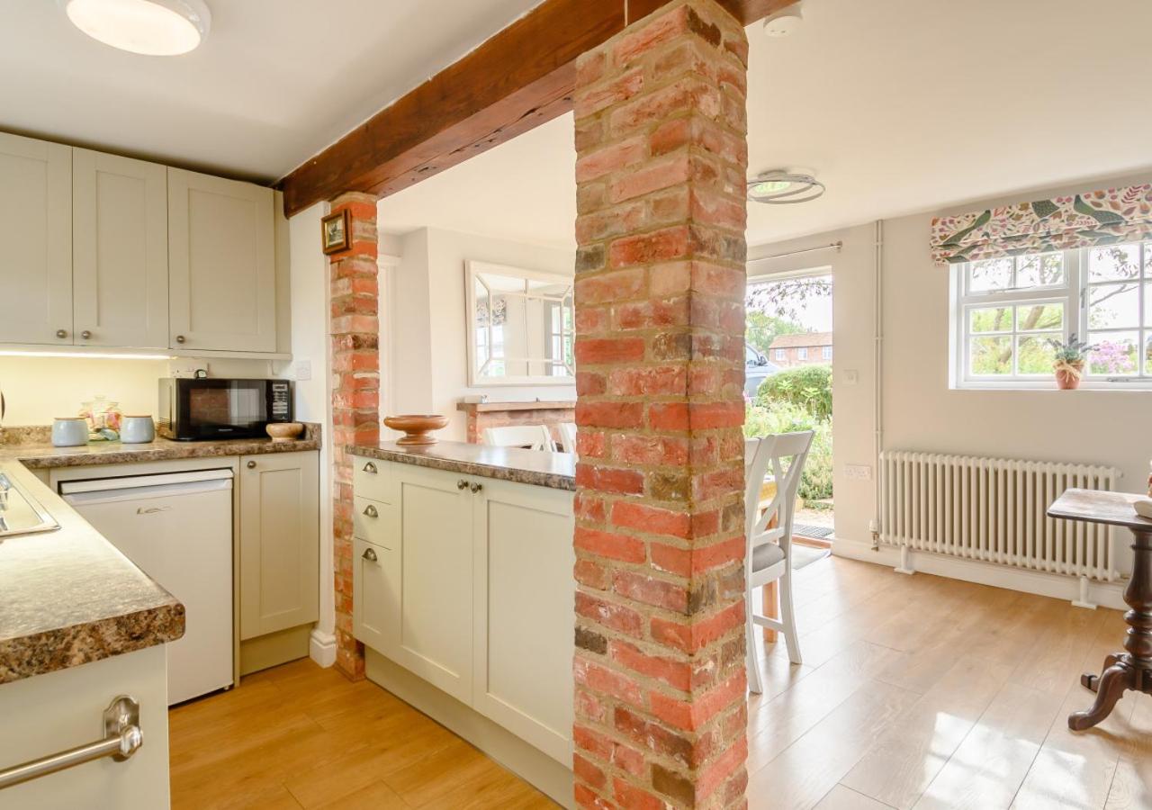 2 Bed in Saxmundham oc-rvr