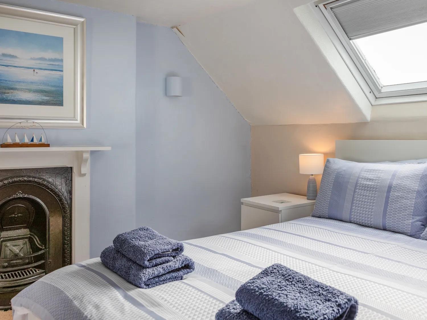Seas the Day Cottage, Dartmouth