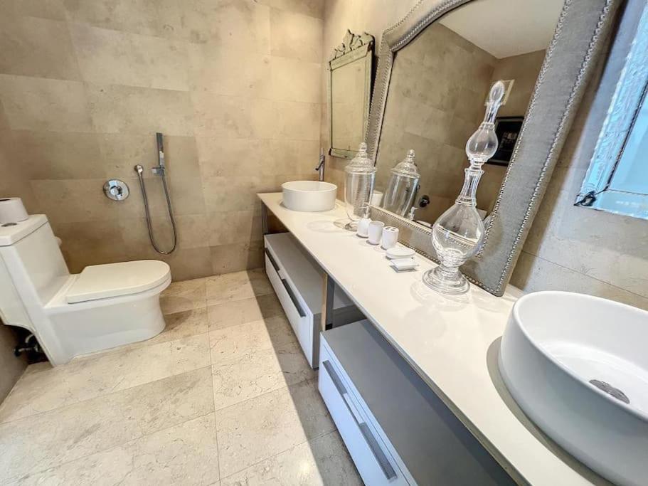YOO luxury tower front sea view apartment view 4