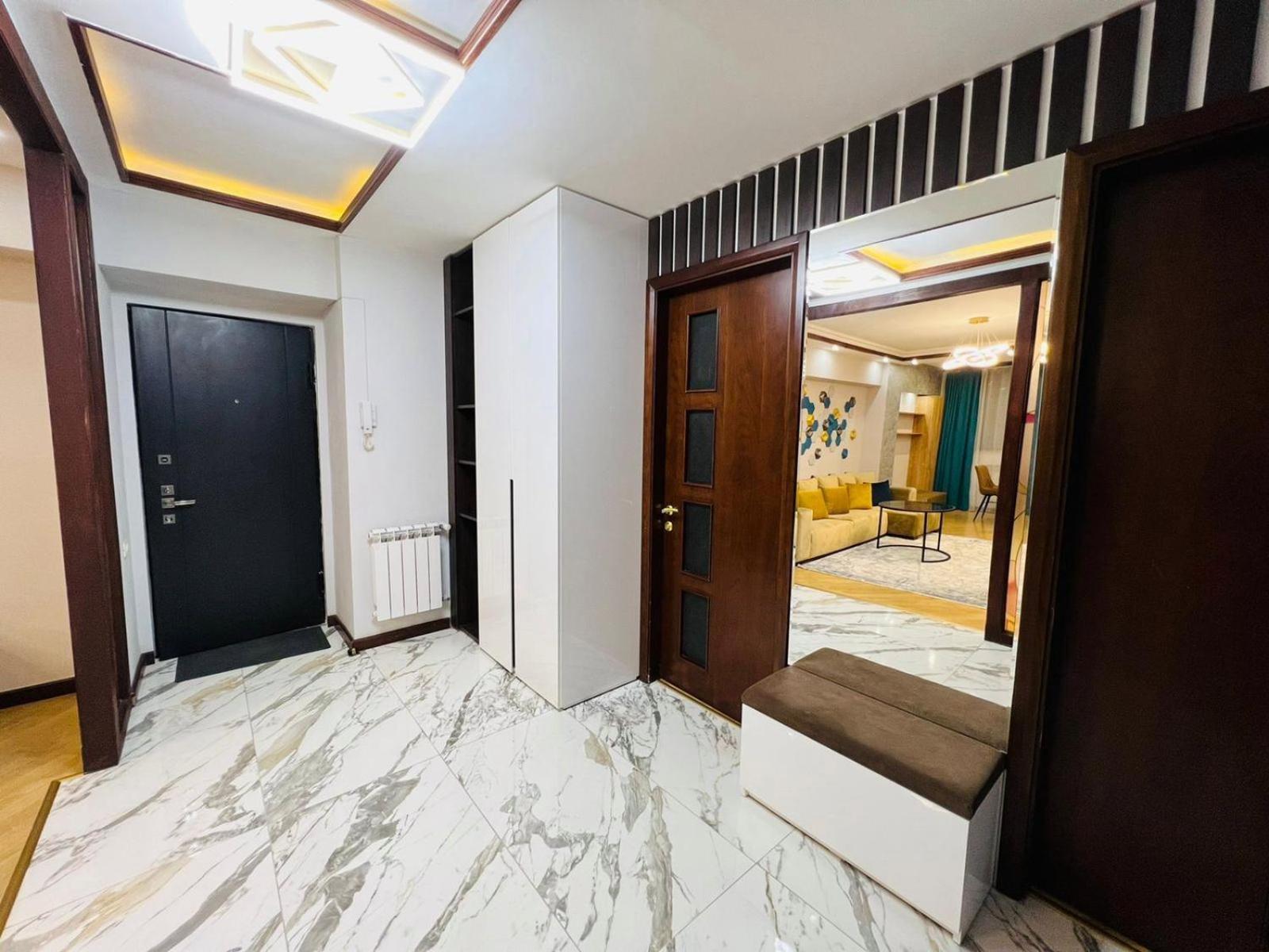 Deluxe Modern 3 Bedroom + 2 Bathrooms Apartment, on Amiryan Street, Middle of Center