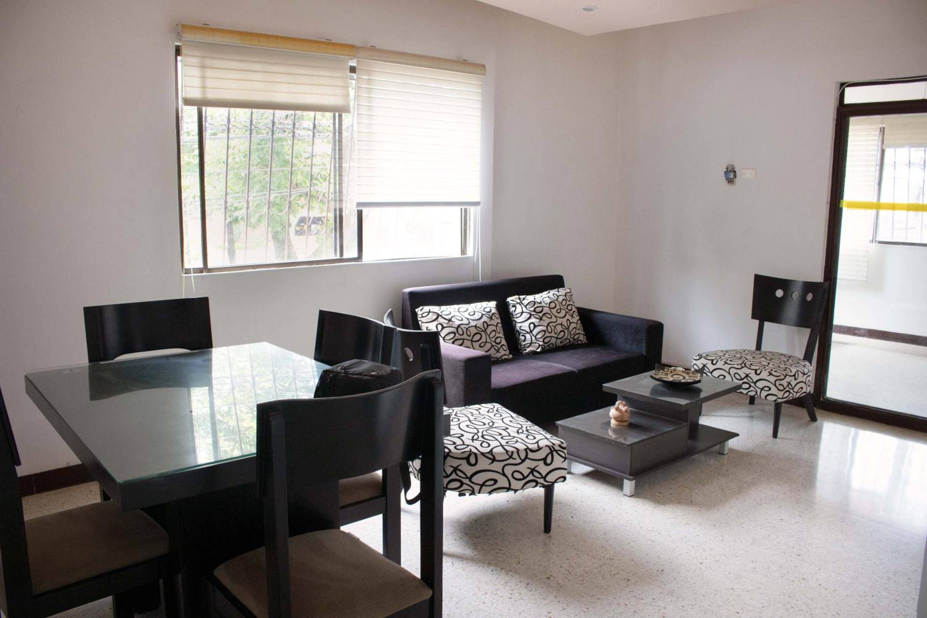 APARTAMENTOS LIMONAR