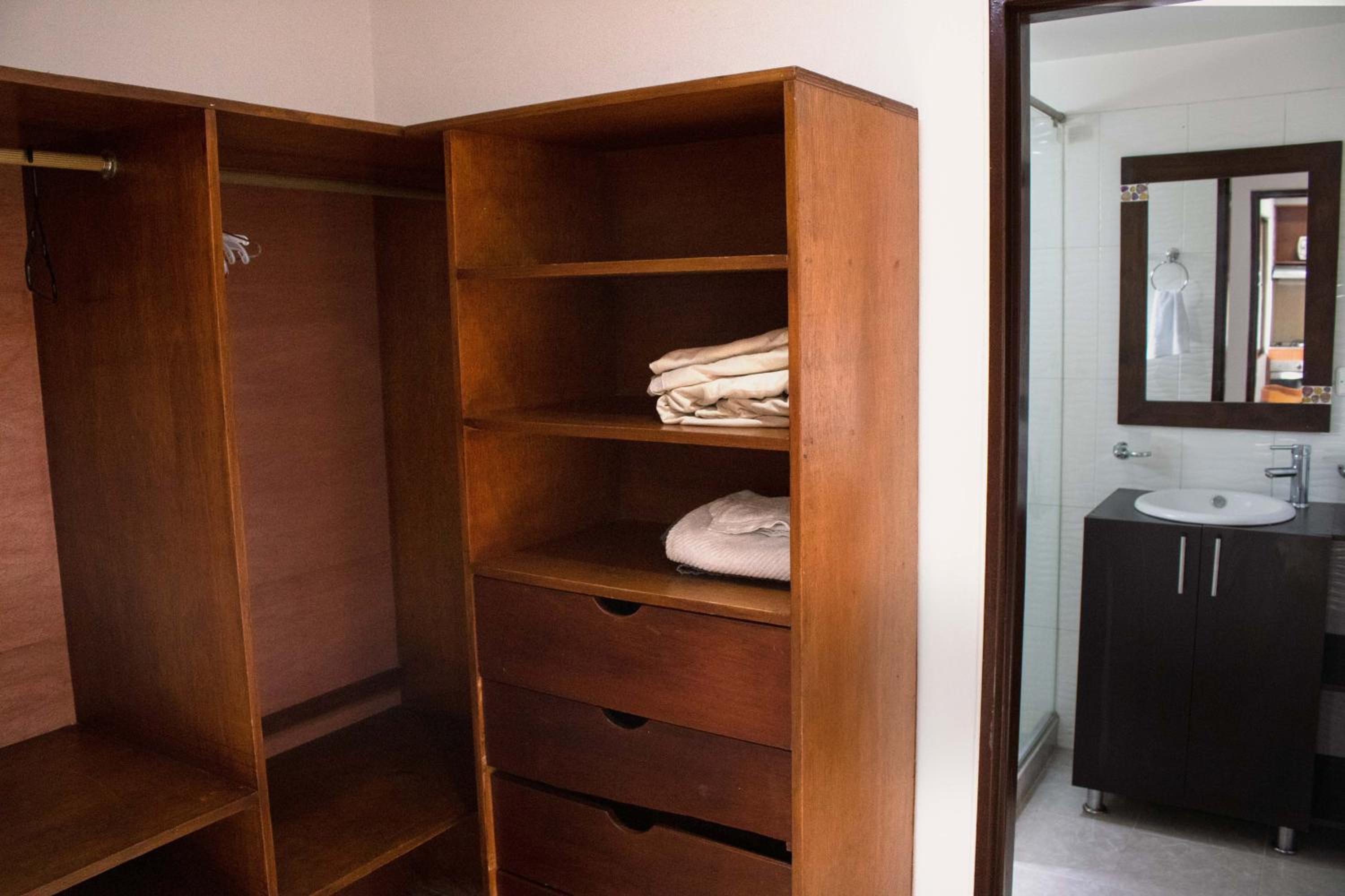 APARTAMENTOS LIMONAR