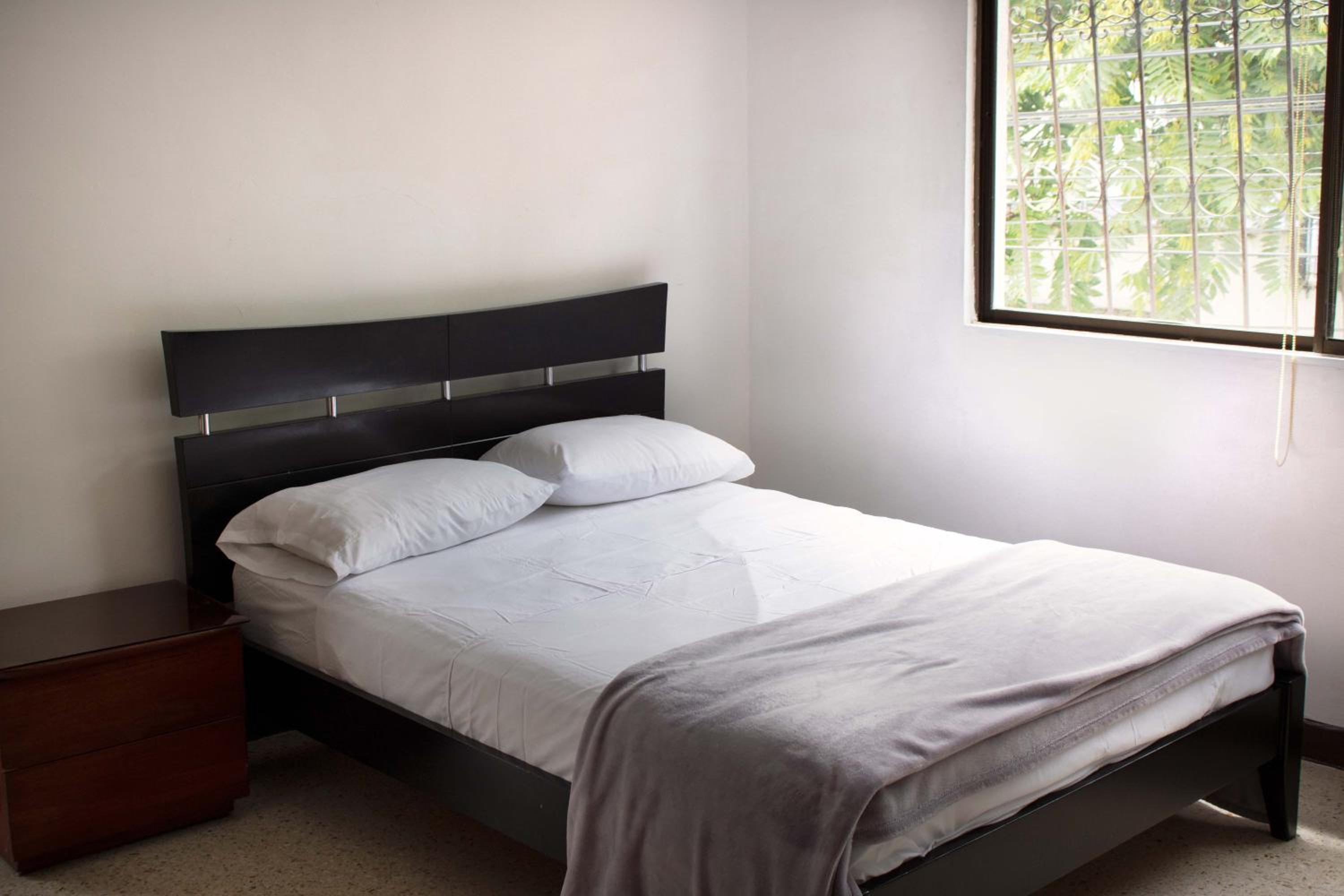 APARTAMENTOS LIMONAR