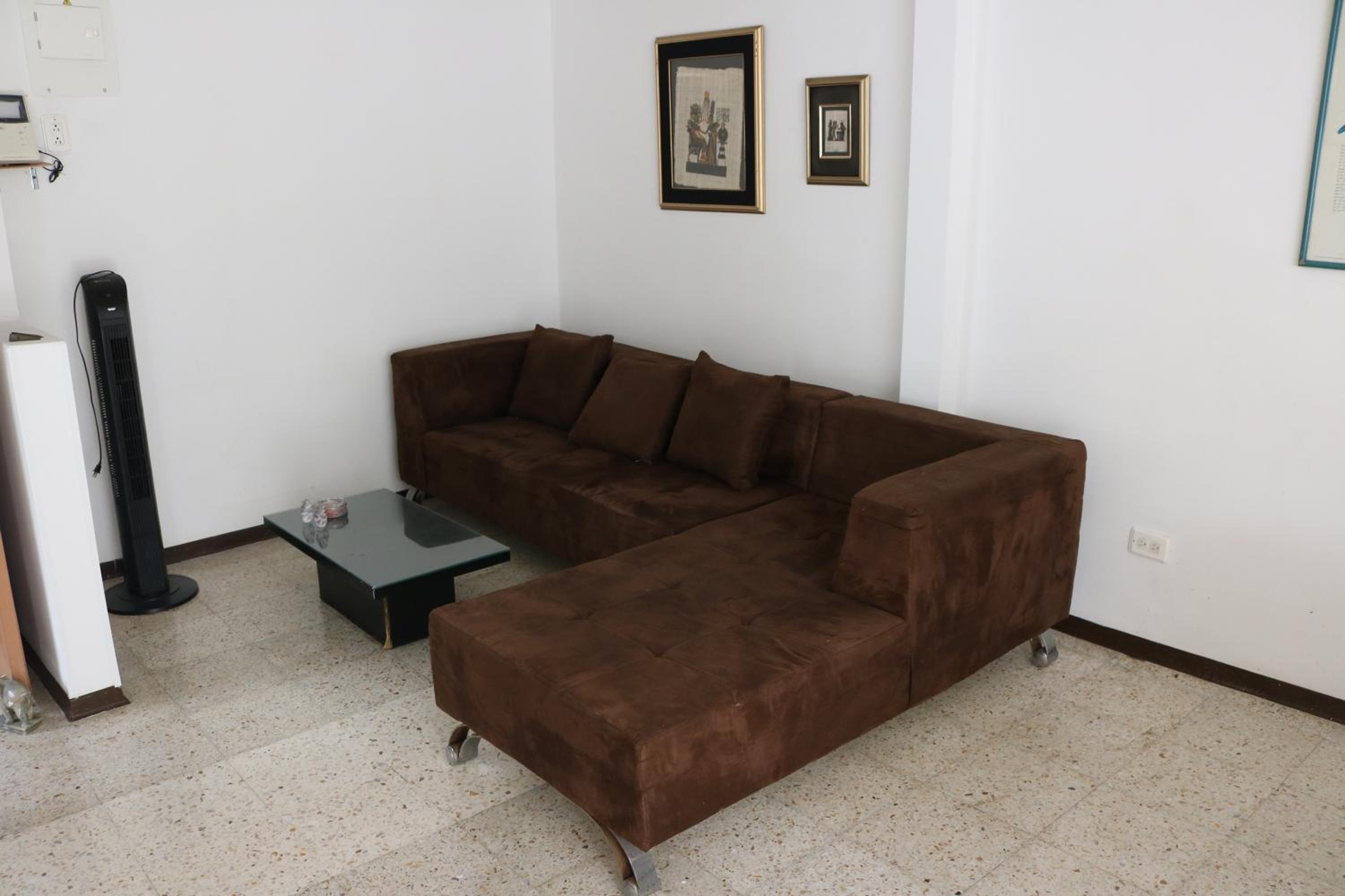 APARTAMENTOS LIMONAR