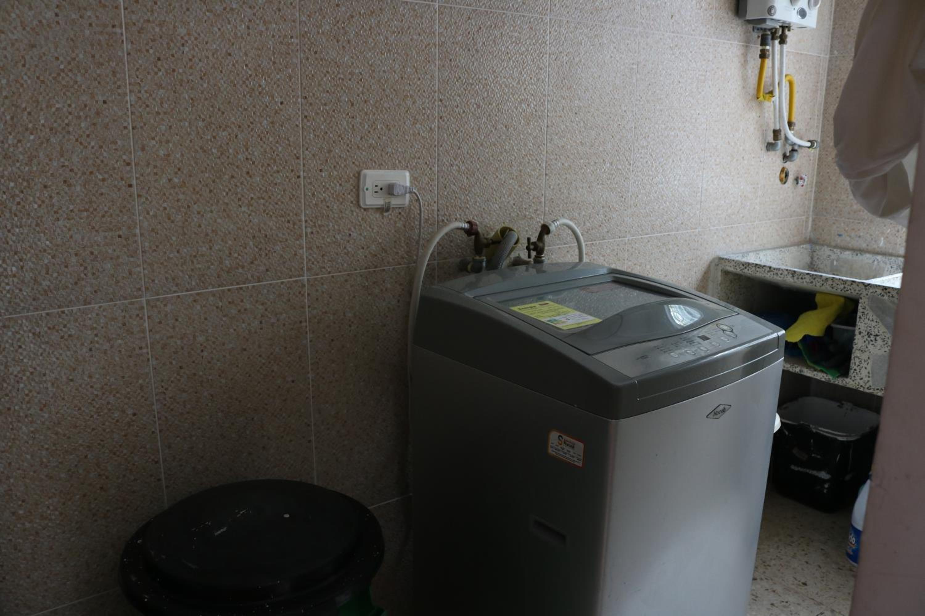 APARTAMENTOS LIMONAR