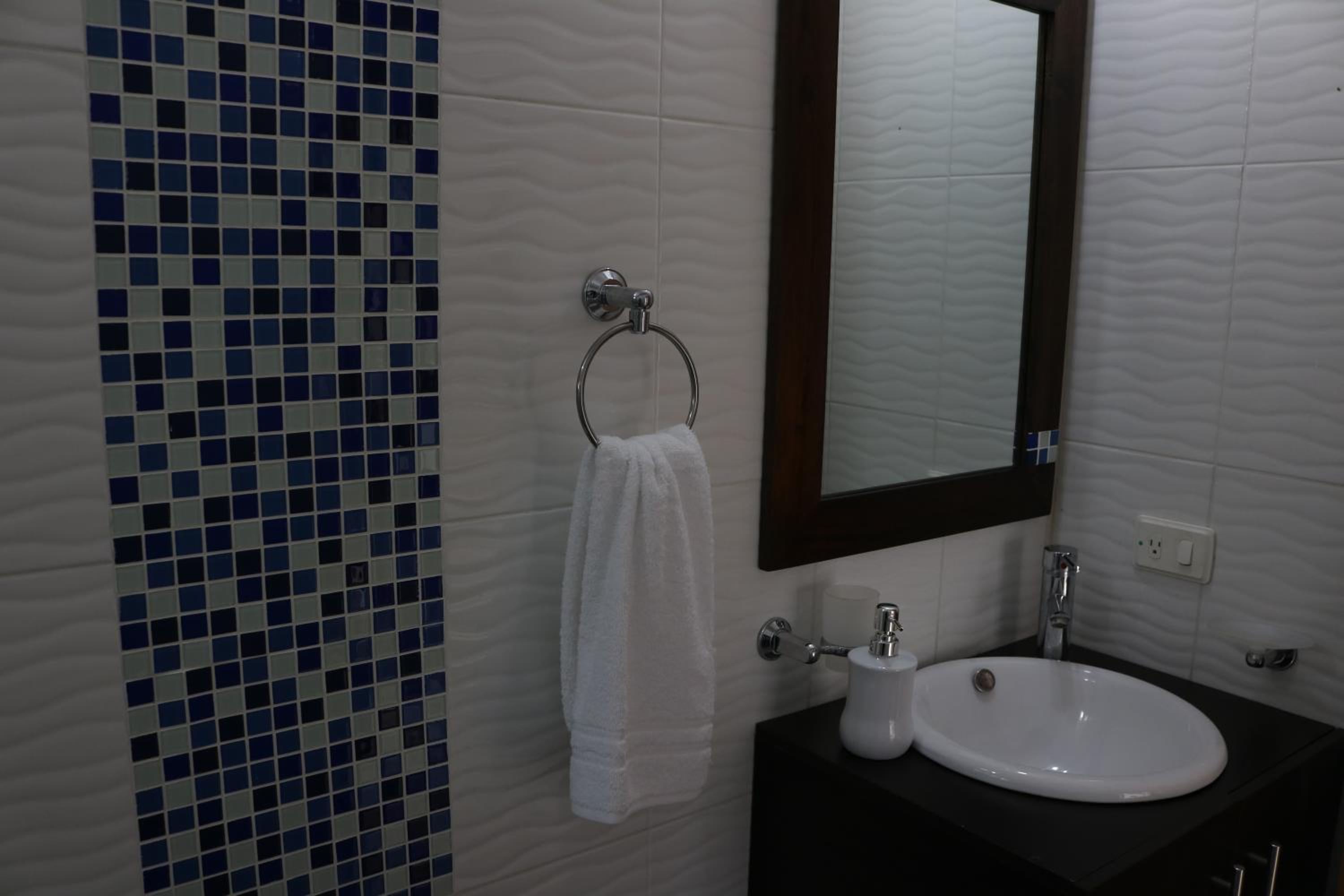 APARTAMENTOS LIMONAR