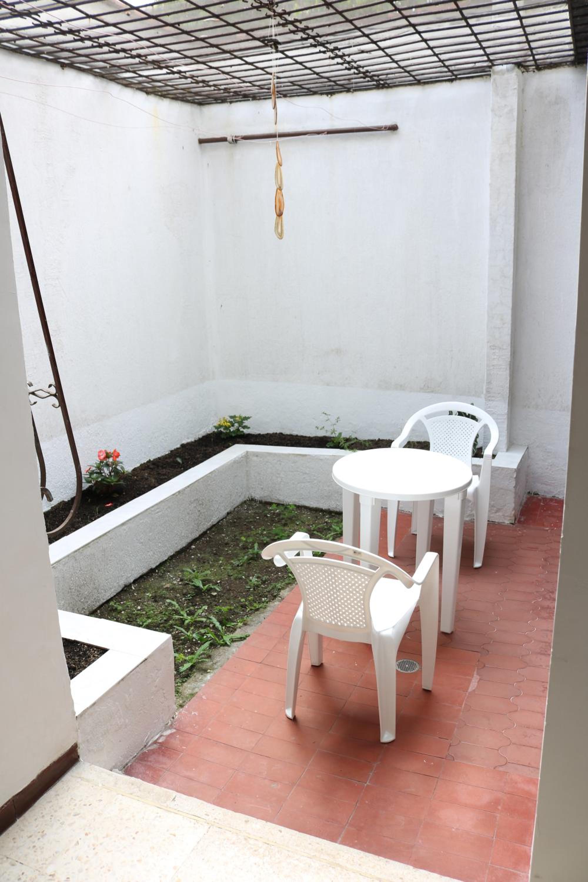 APARTAMENTOS LIMONAR