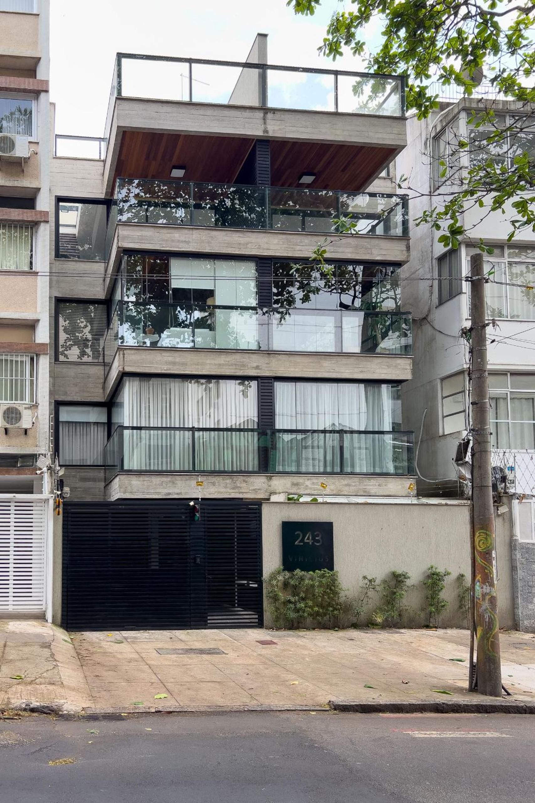 Elegância em Ipanema - Ideal para famílias - VM201 Z1