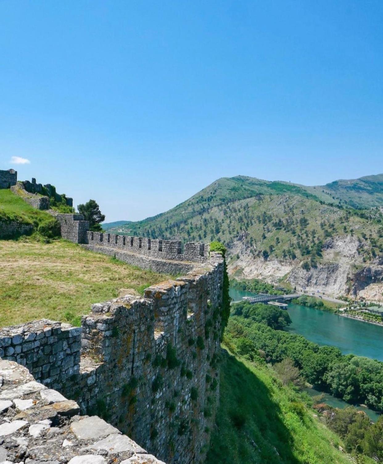 Villa Castle View