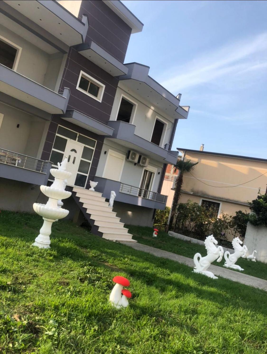 Villa Castle View