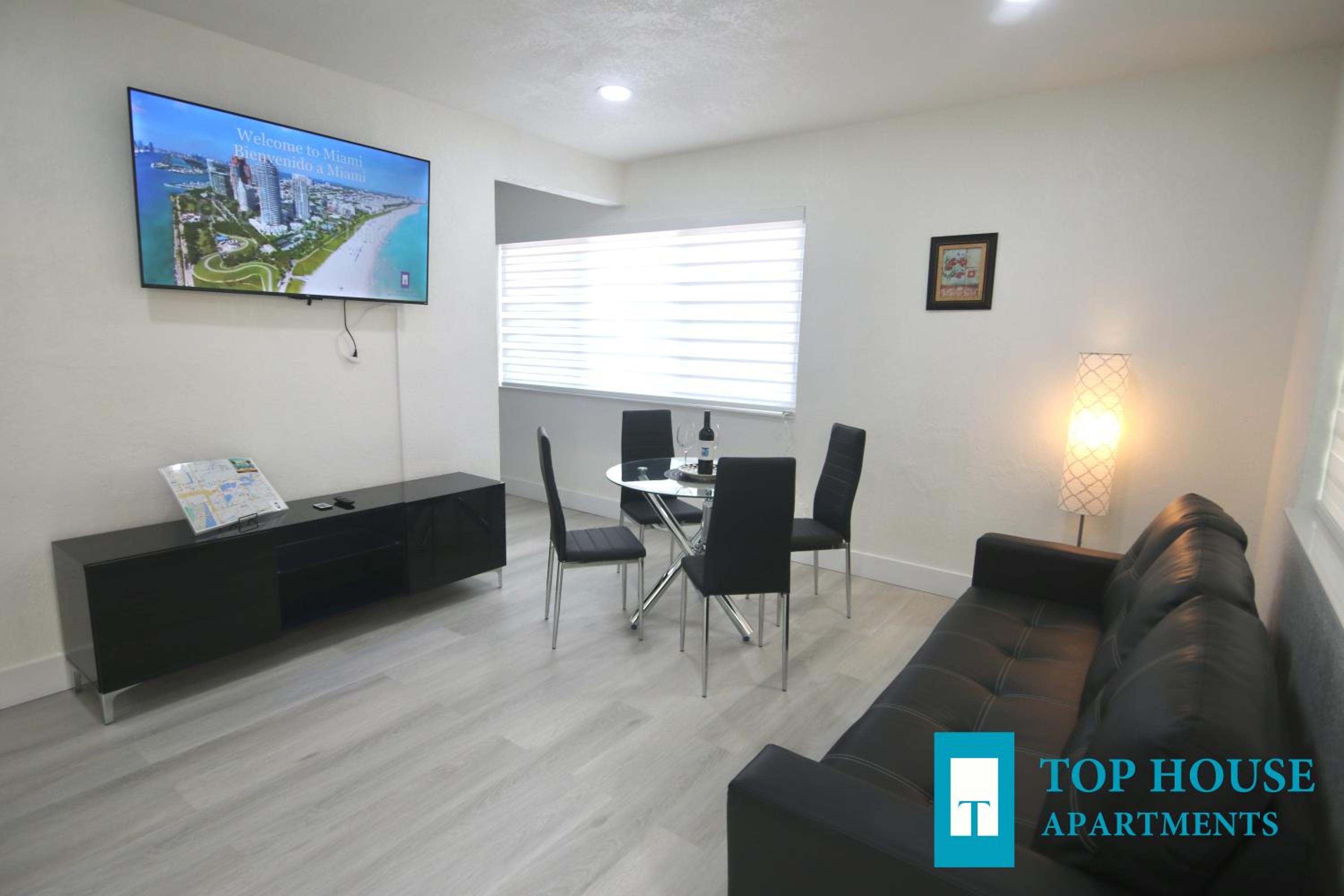 251 Airport/Top House Apartments