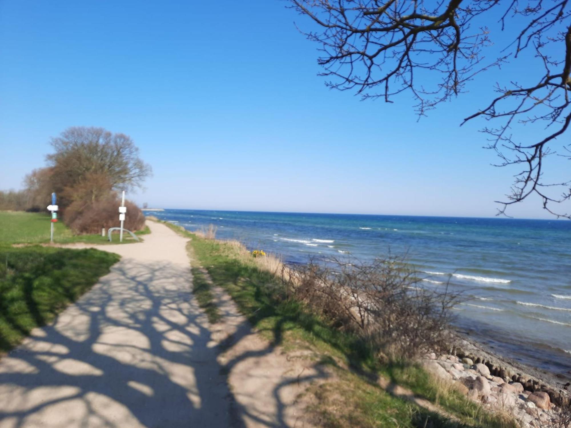Gemütliches 2Zi App 4P 200m z Ostsee inkl Parkplatz