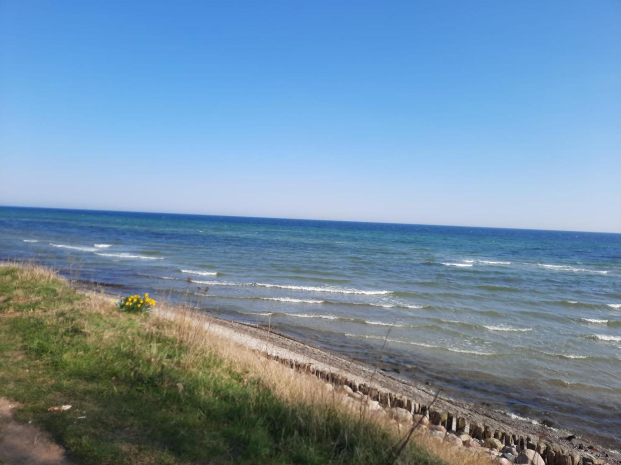 Gemütliches 2Zi App 4P 200m z Ostsee inkl Parkplatz