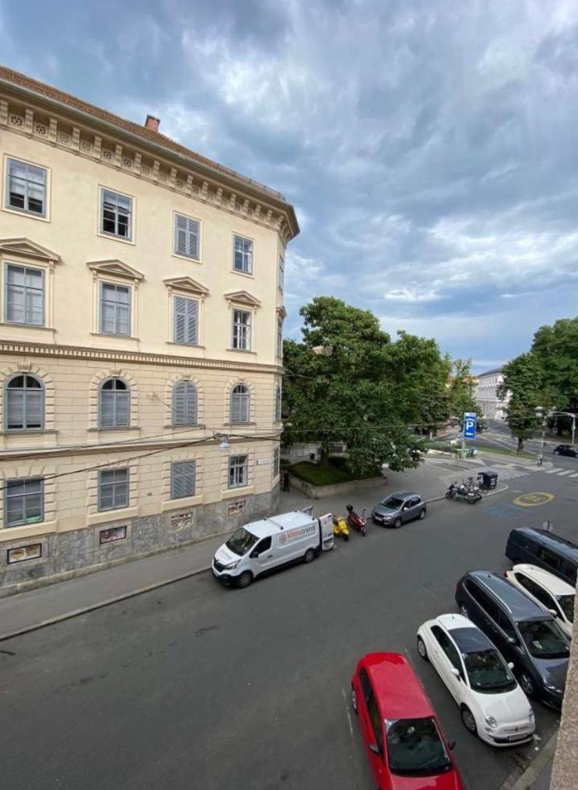 “Opera House” Apartment Graz - Self Check-In