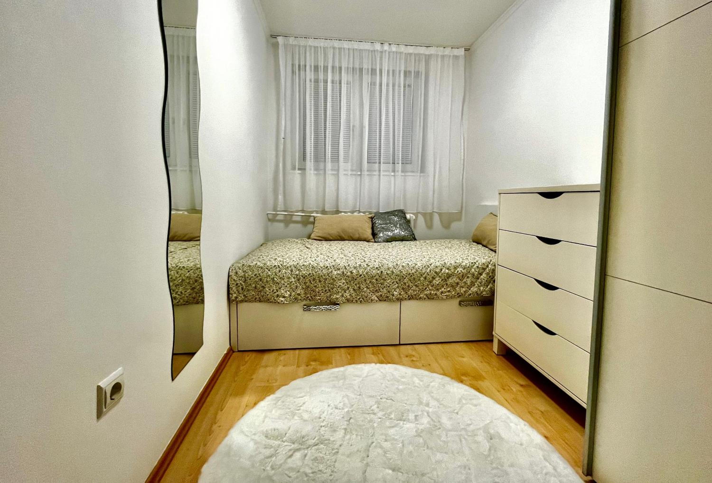 Sapartment 86
