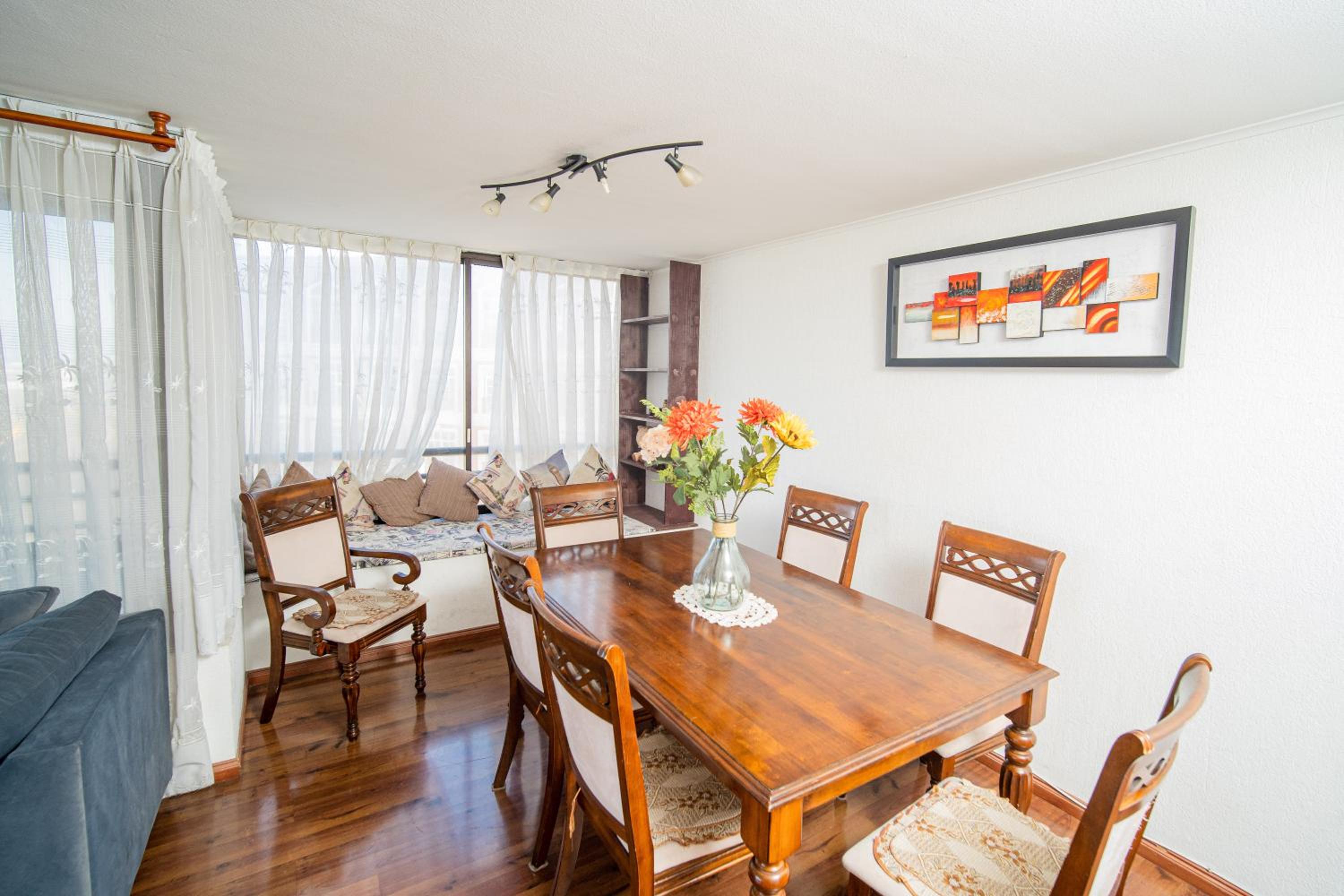 Departamento grande frente a playa Cavancha