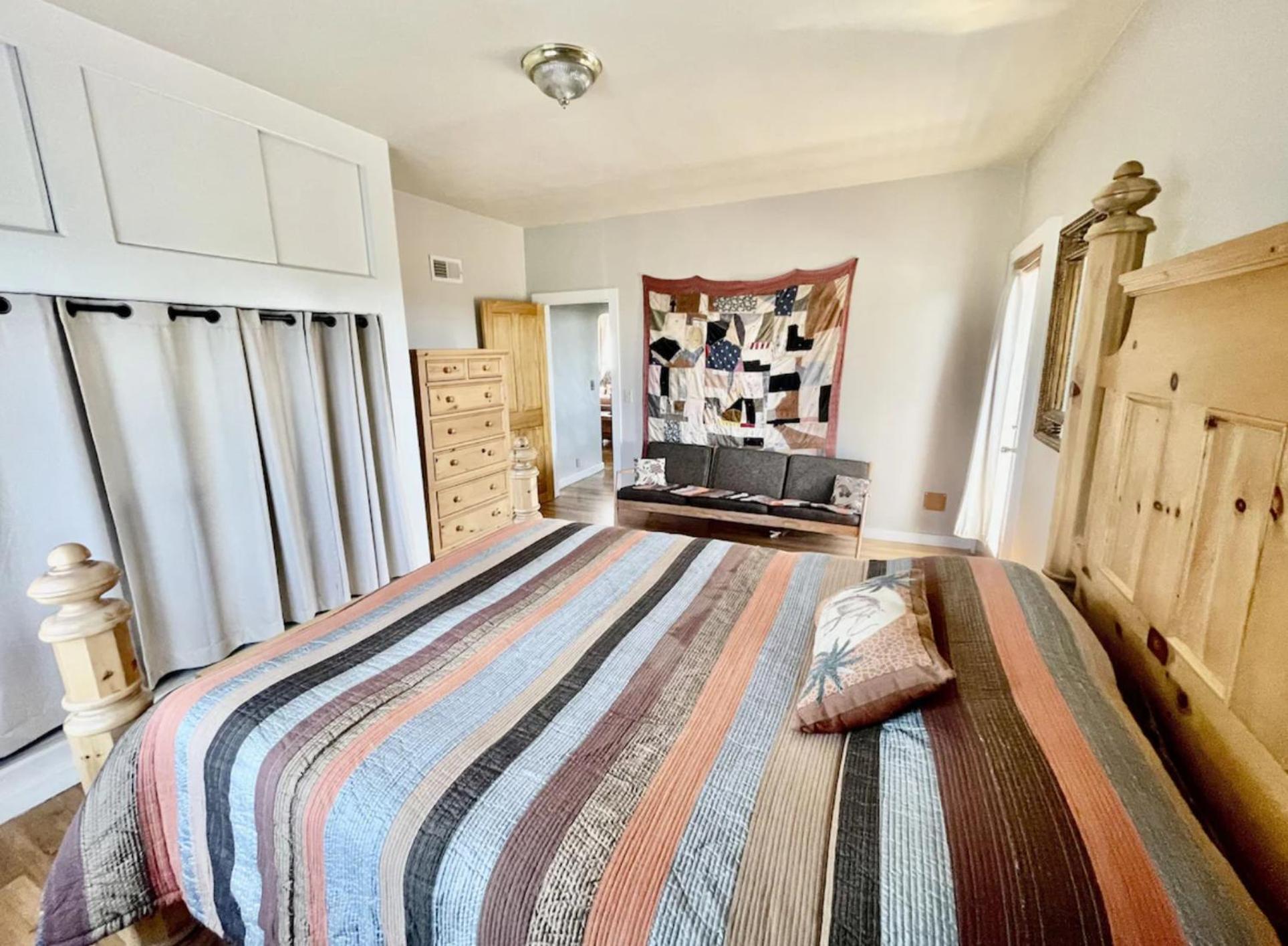 Crestone Mountain Gem Hideaway