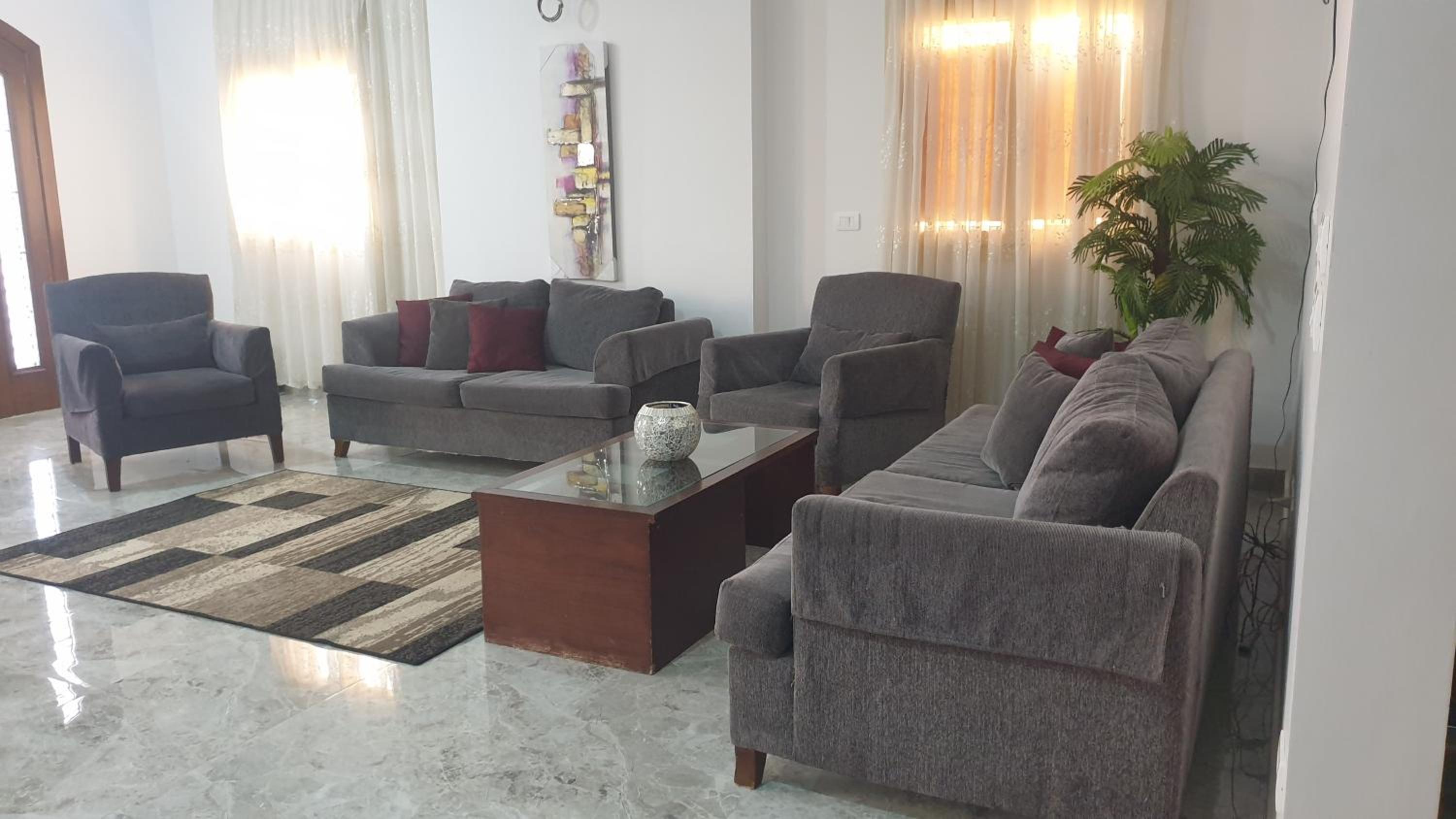 Beautiful semi villa with private entrance in Sheikh Zayed- villa queen
