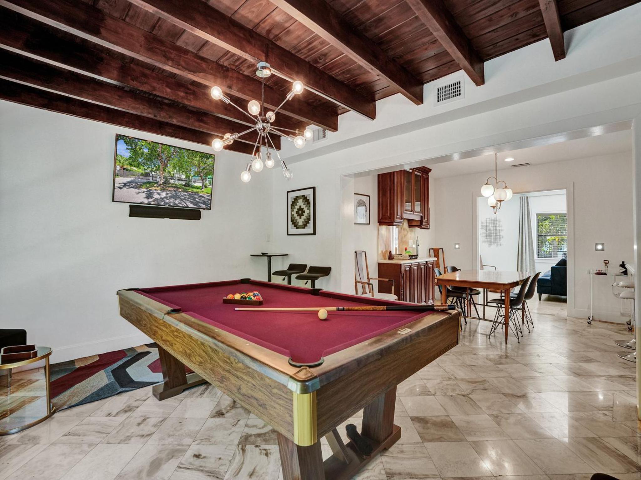 AZZURE 10 Mins to South Beach Miami 4 Bedroom Villa