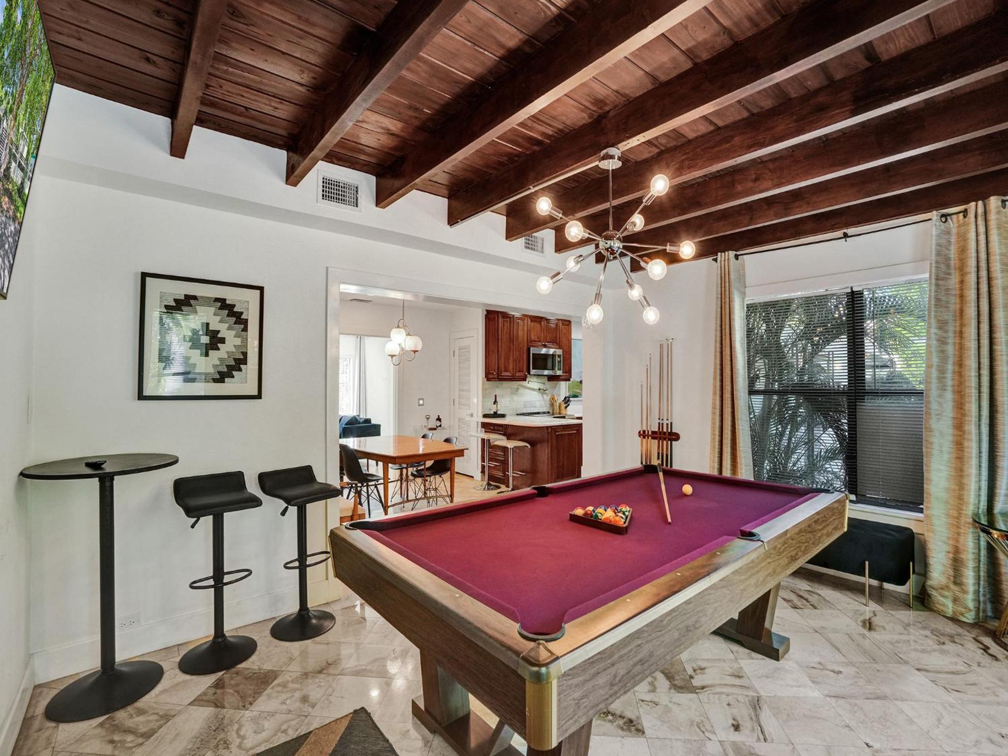 AZZURE 10 Mins to South Beach Miami 4 Bedroom Villa