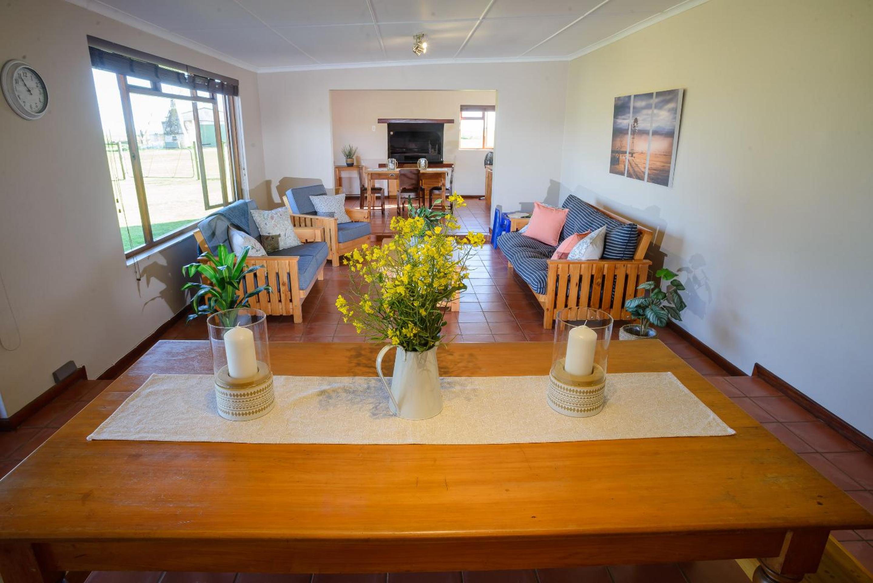 Oorvloed Guesthouse view 4