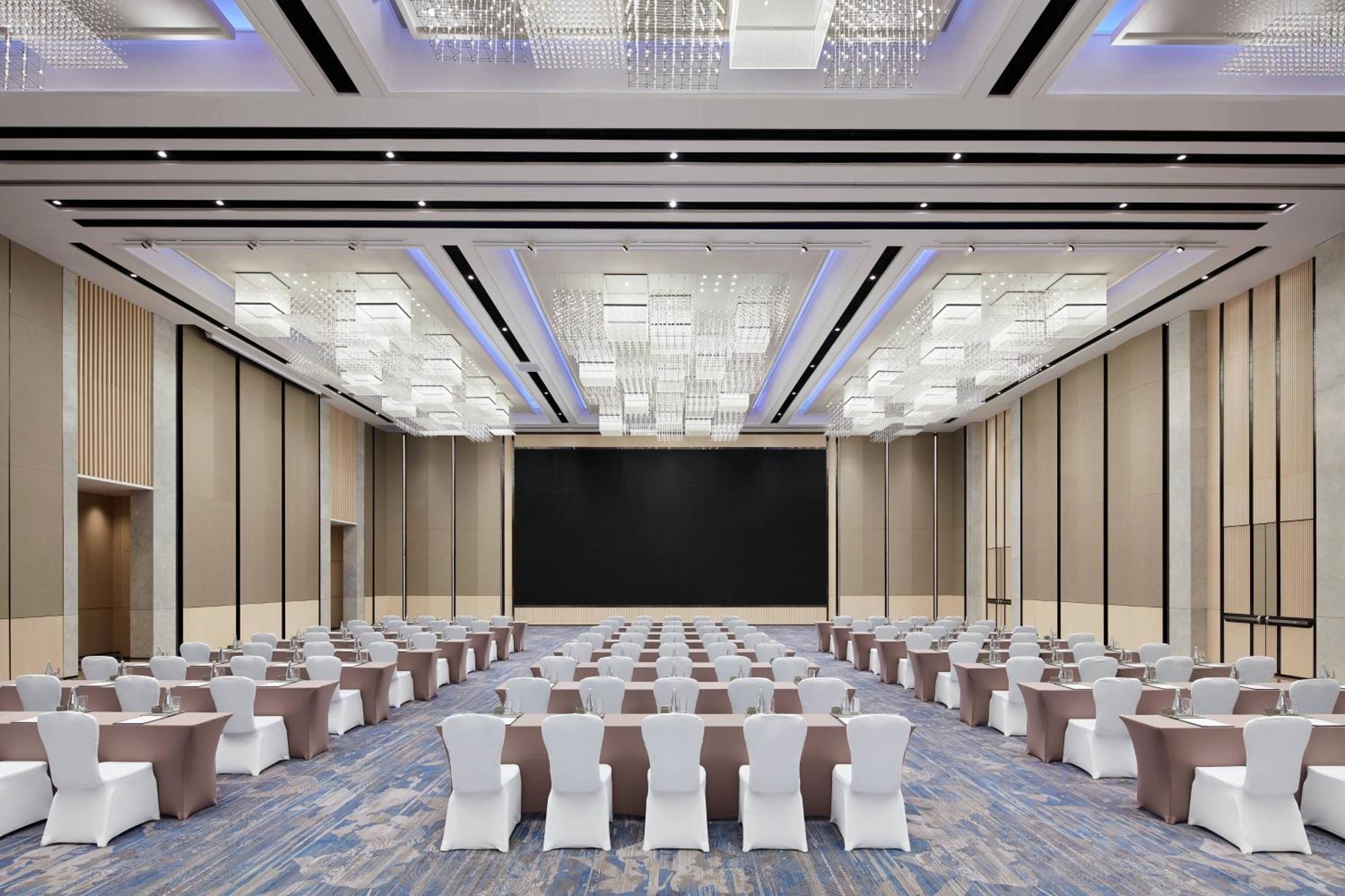 Courtyard by Marriott Qinhuangdao West