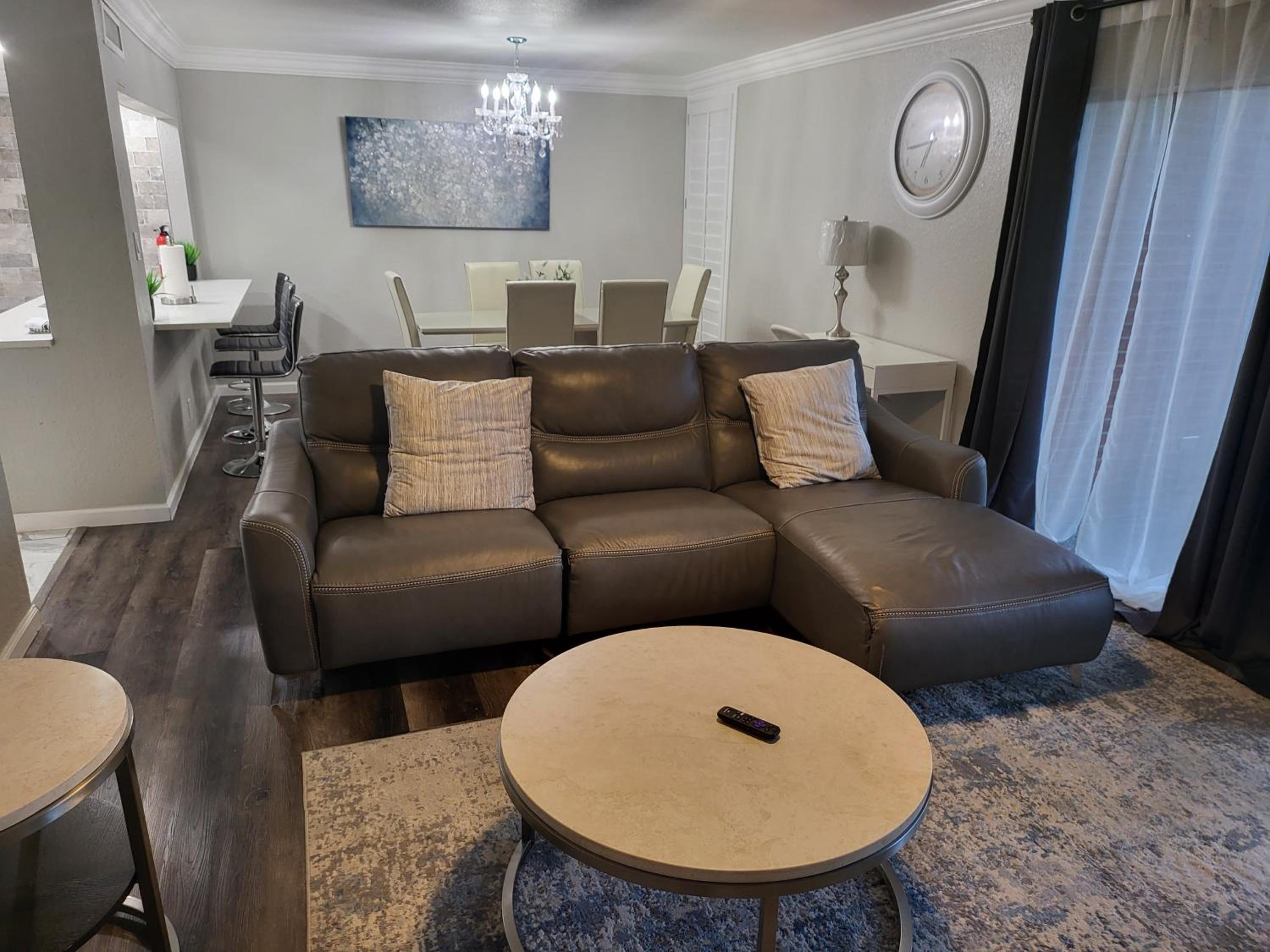 AMAGEE LUXURY CONDO view 4
