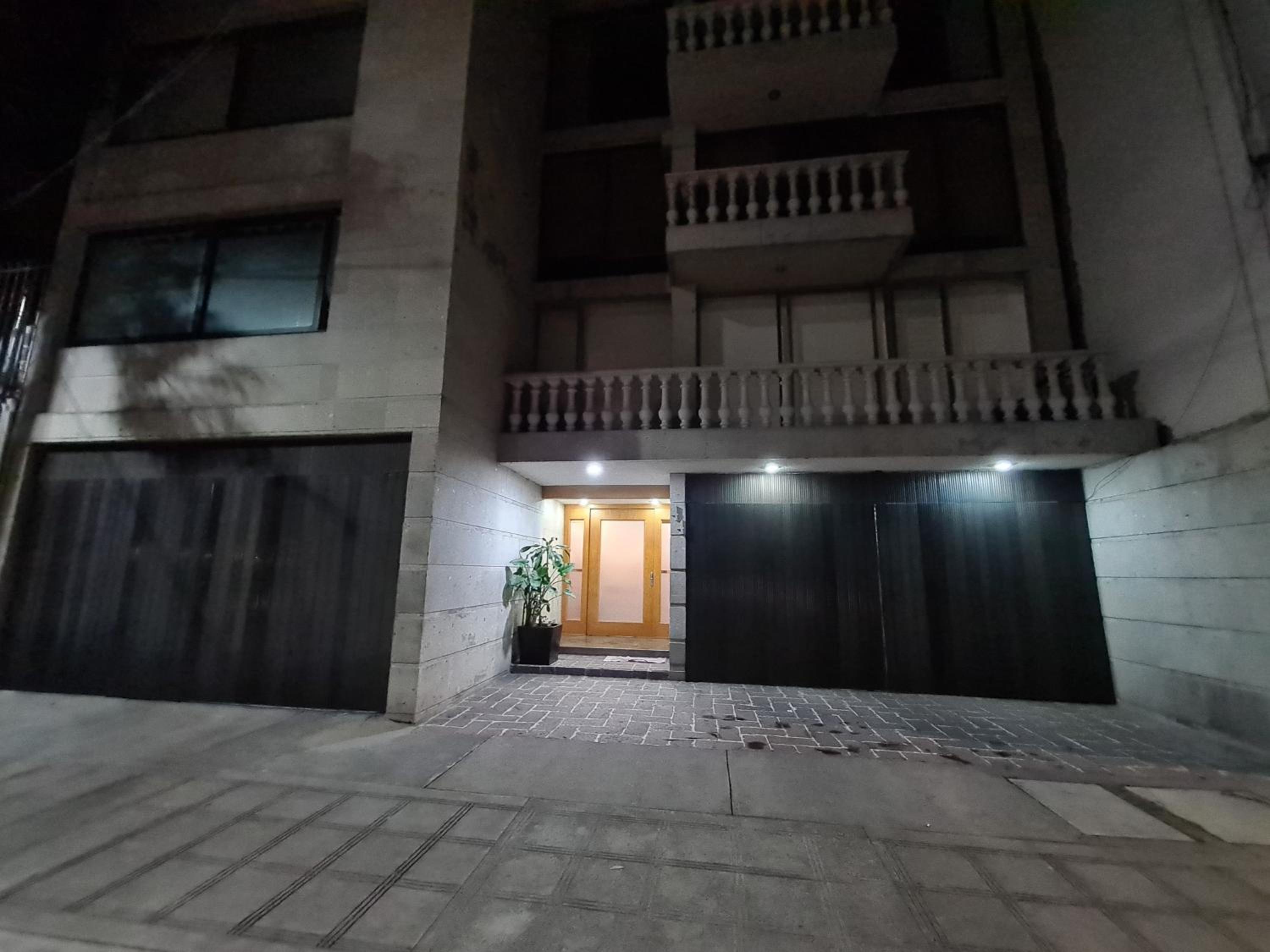 Depa Anzures 2 Cuartos Excelente ubicación view 4