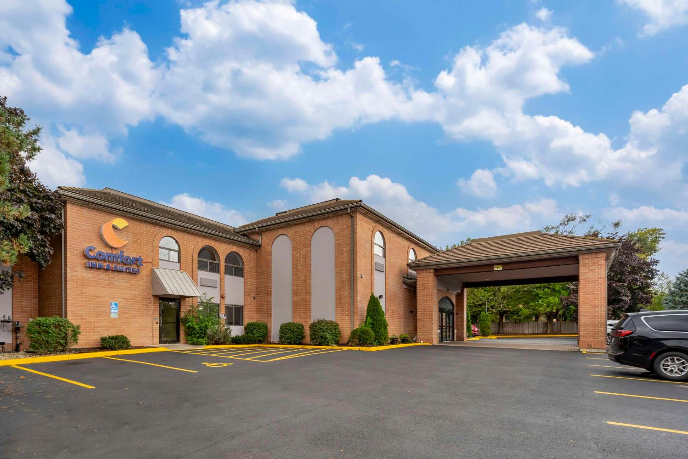 Comfort Inn Suites Mundelein-Vernon Hills - Property Image 37
