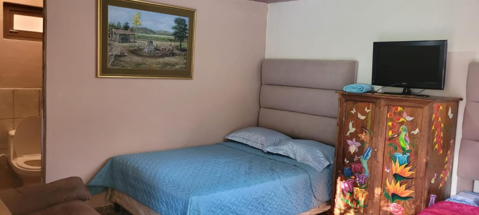 HOSTAL CABAÑAS AVE MARIA view 2