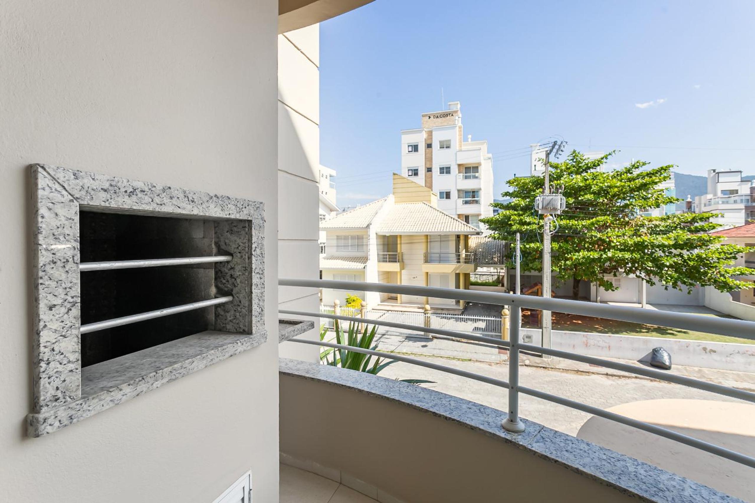#014 Lindo apto suíte 2 minutos a pé da praia de Palmas