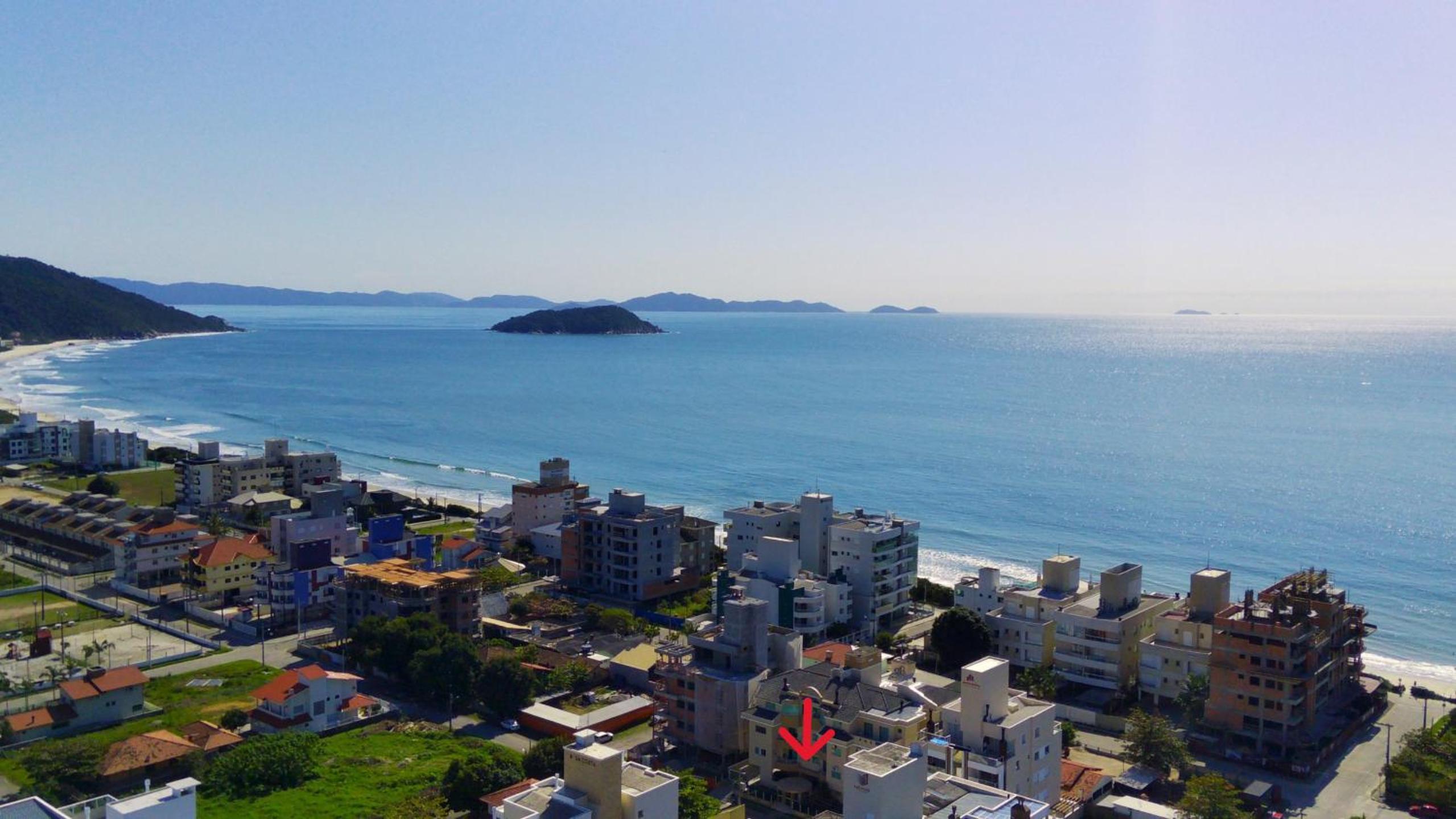 #014 Lindo apto suíte 2 minutos a pé da praia de Palmas