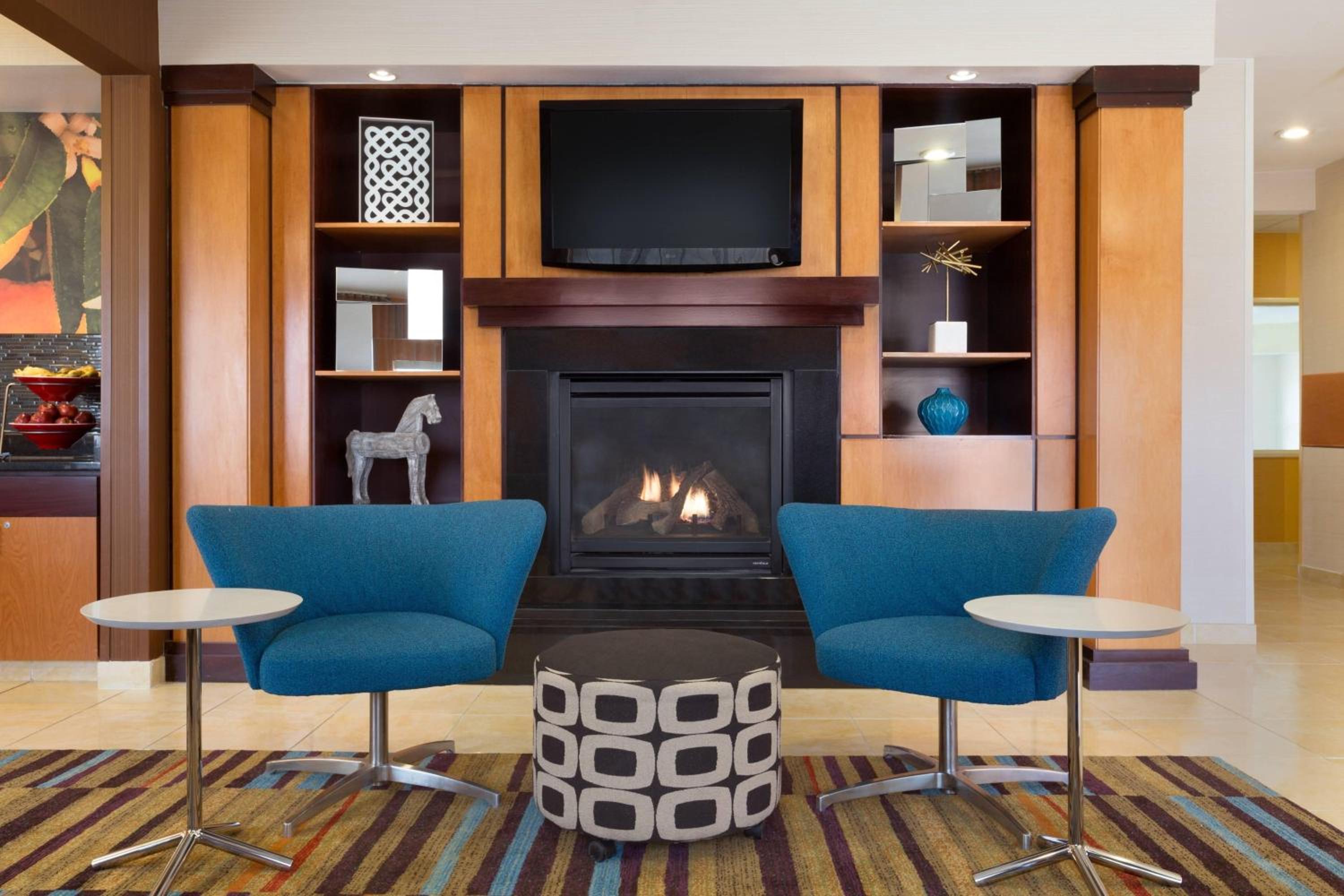 Bismarck Vacations - Fairfield Inn  Suites Bismarck South - Property Image 19