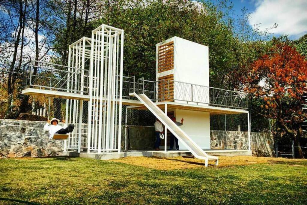 Casa Paraíso, Valle de Bravo, México. view 3