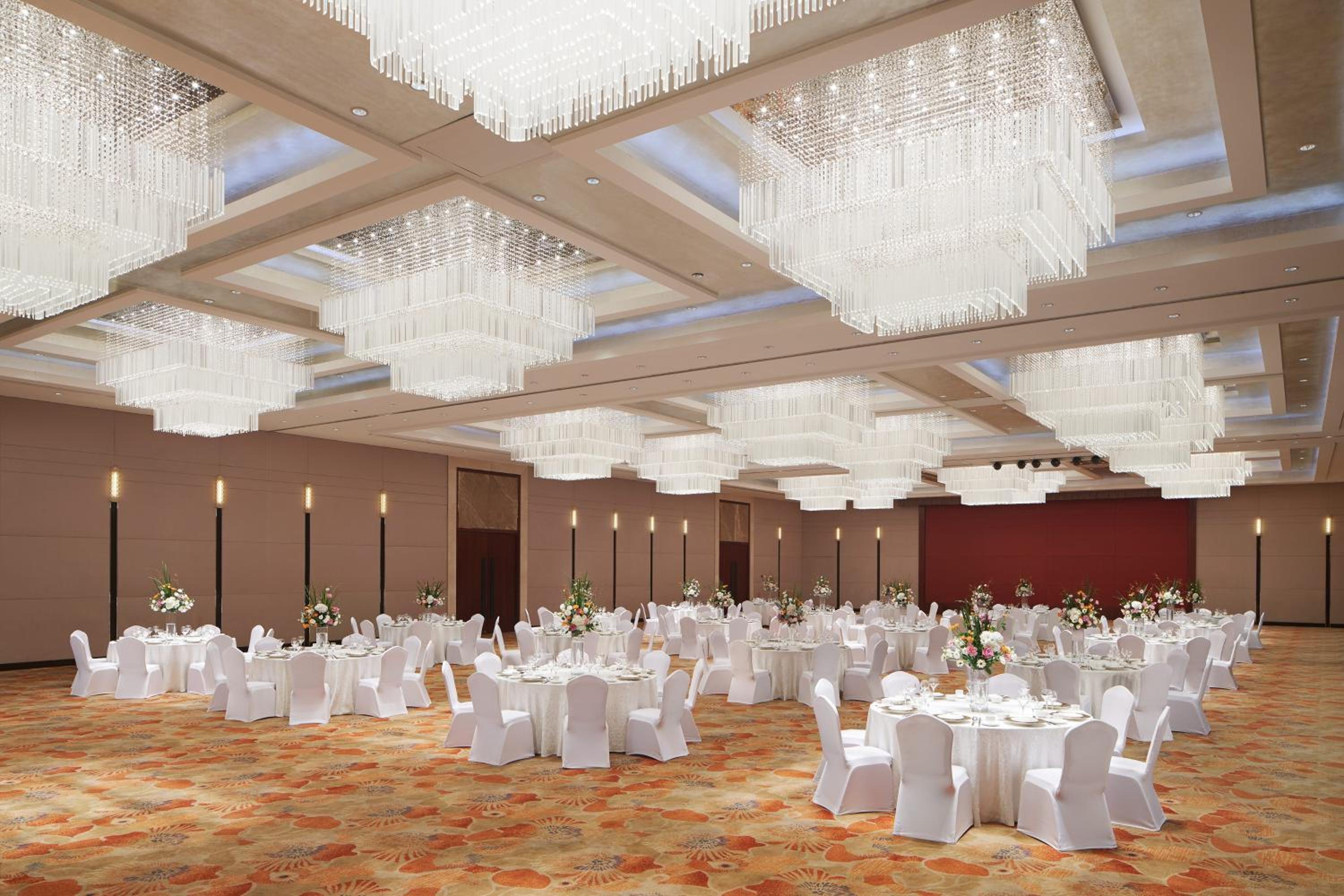 Sheraton Yantai Golden Beach Resort, photo 19