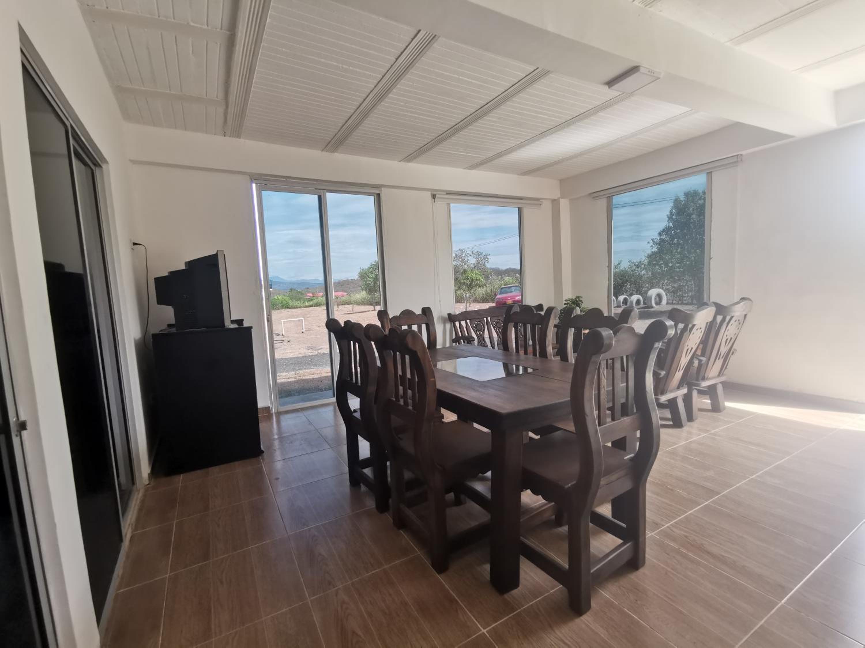 QUINTA RANCHO SANTIAGO CAMPESTRE capacidad 50 huéspedes