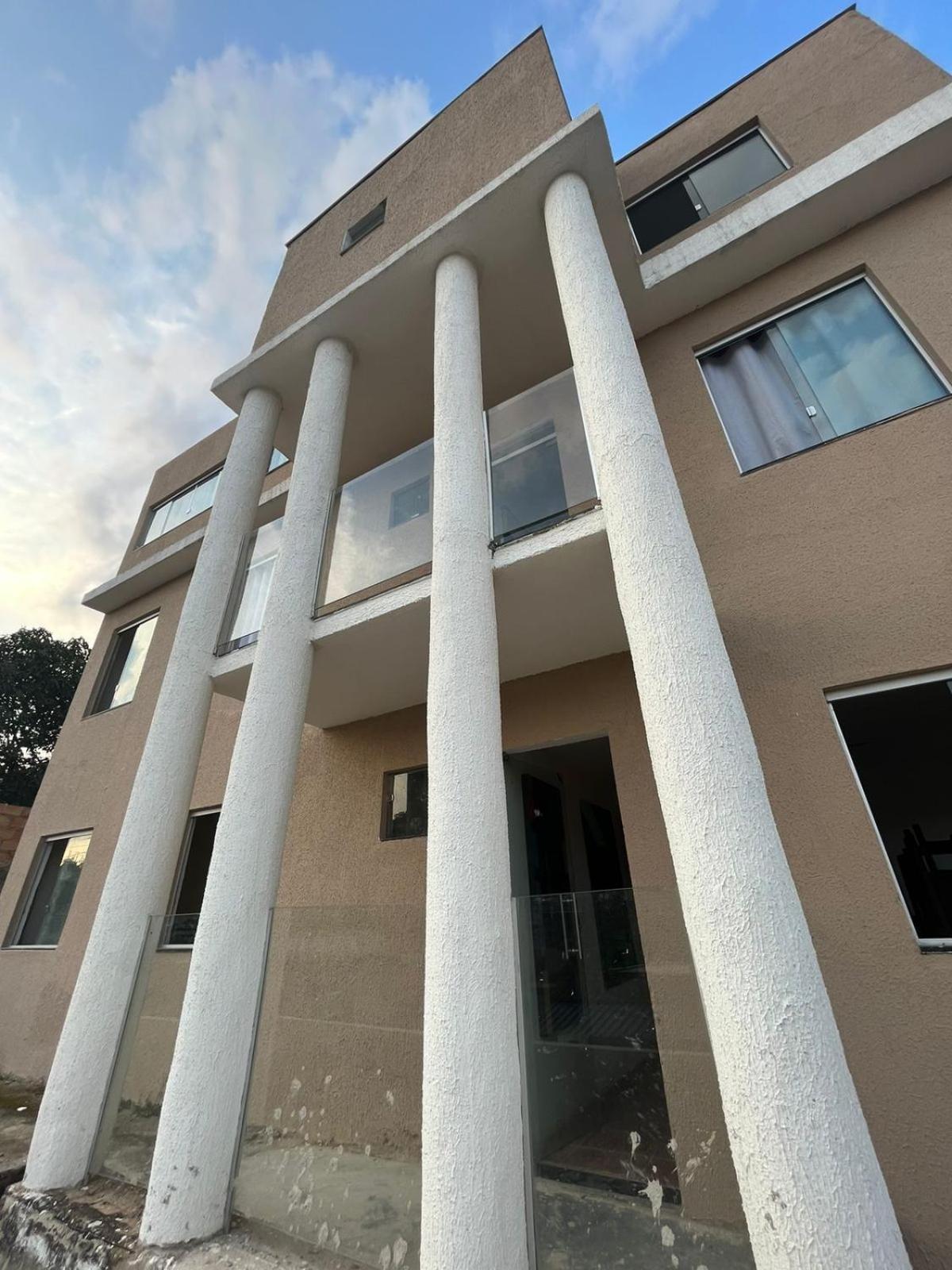 Espaço Santos Neves