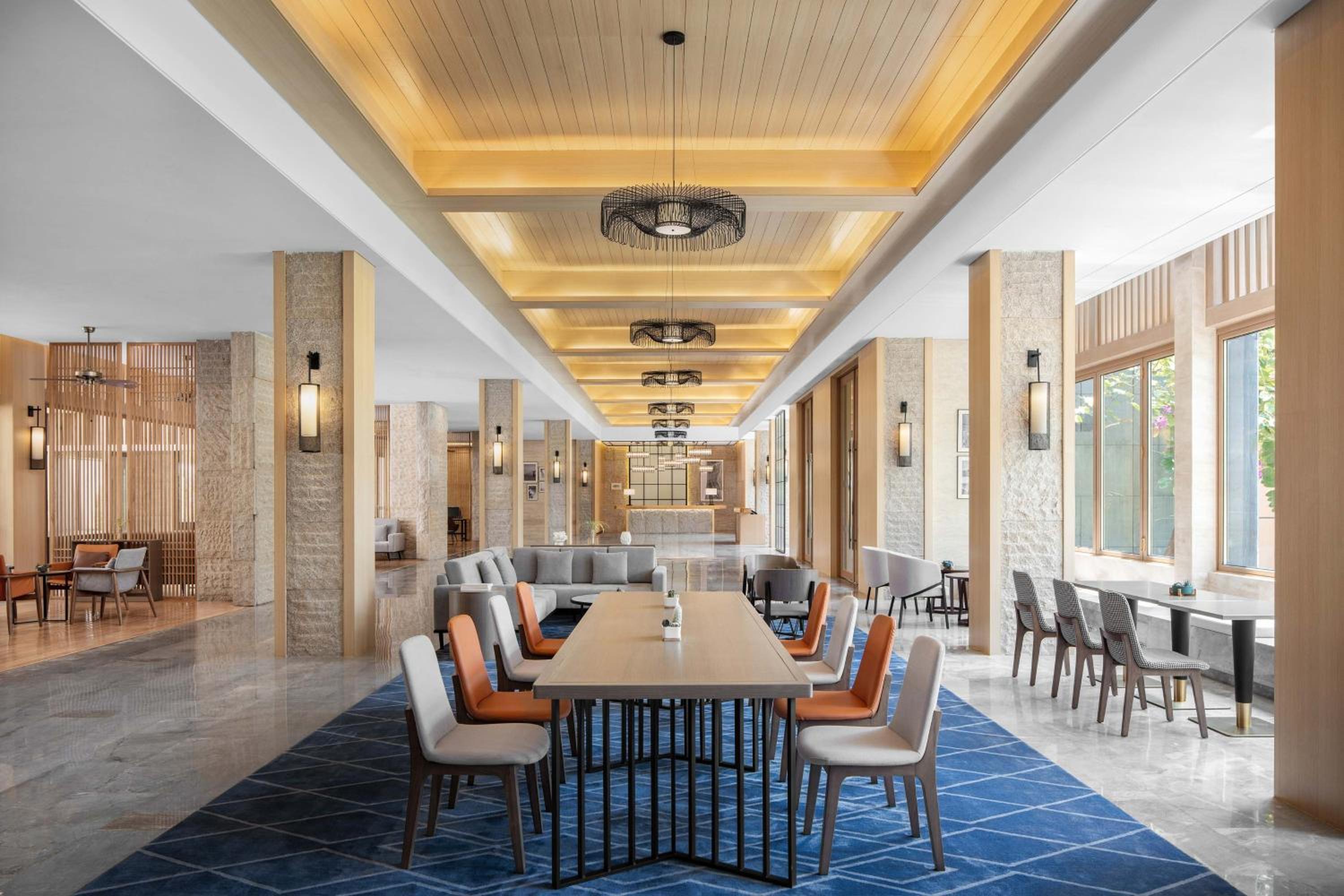Sheraton Maoming Romantic Beach Resort