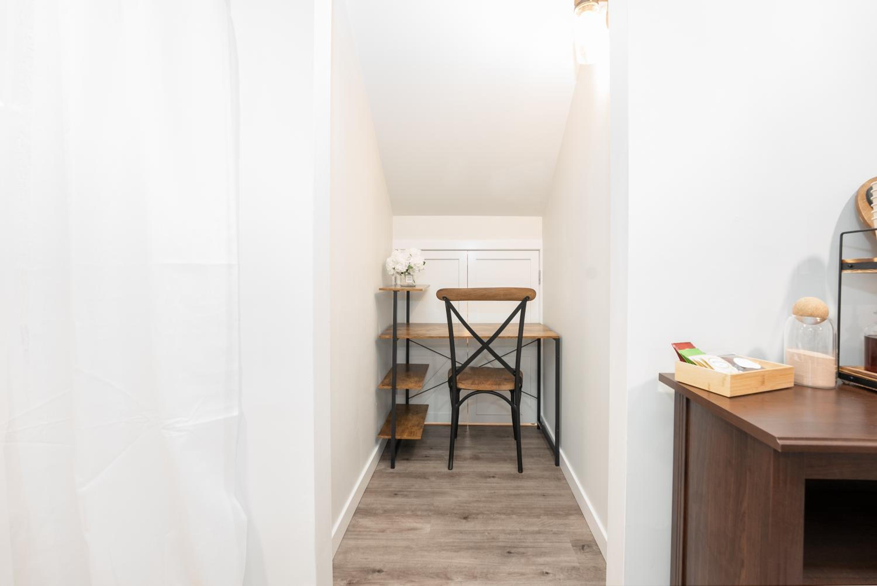 Copperwood Cozy Cellar