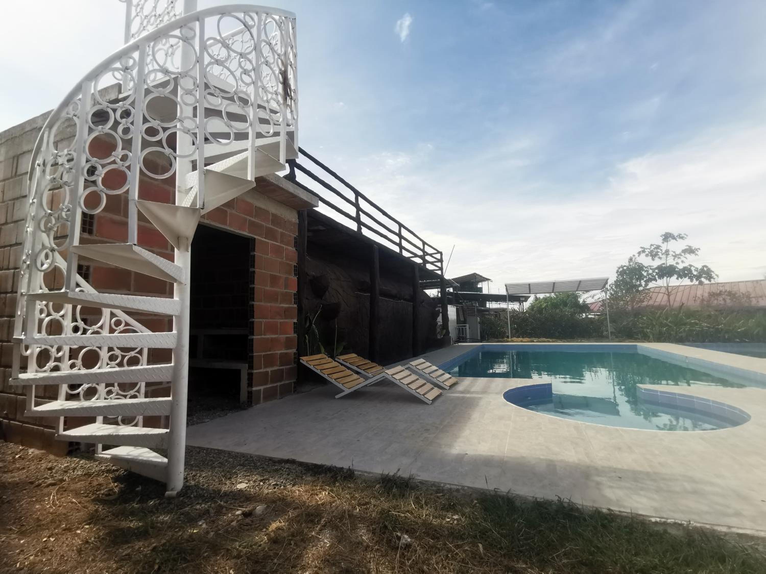 QUINTA RANCHO SANTIAGO CAMPESTRE capacidad 50 huéspedes