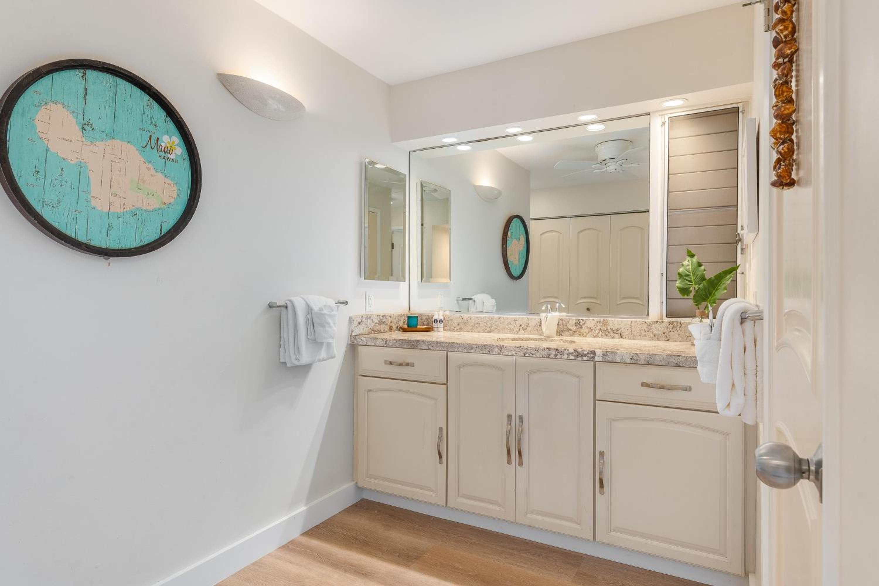 Eldorado H107 · EL H107 Updated Kaanapali Condo w Beach Cabana G