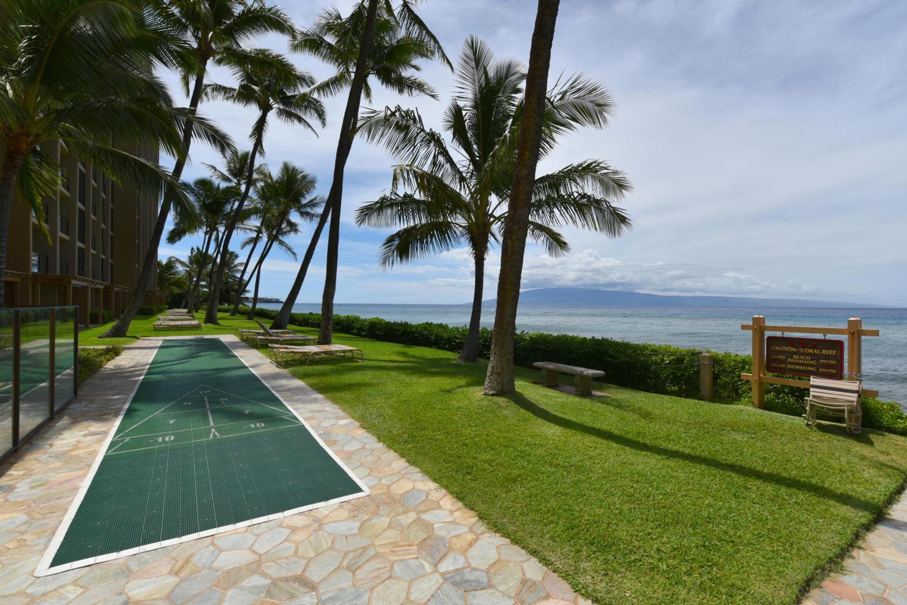 Mahana 713 · MA 713 Luxury OceanFront Studio