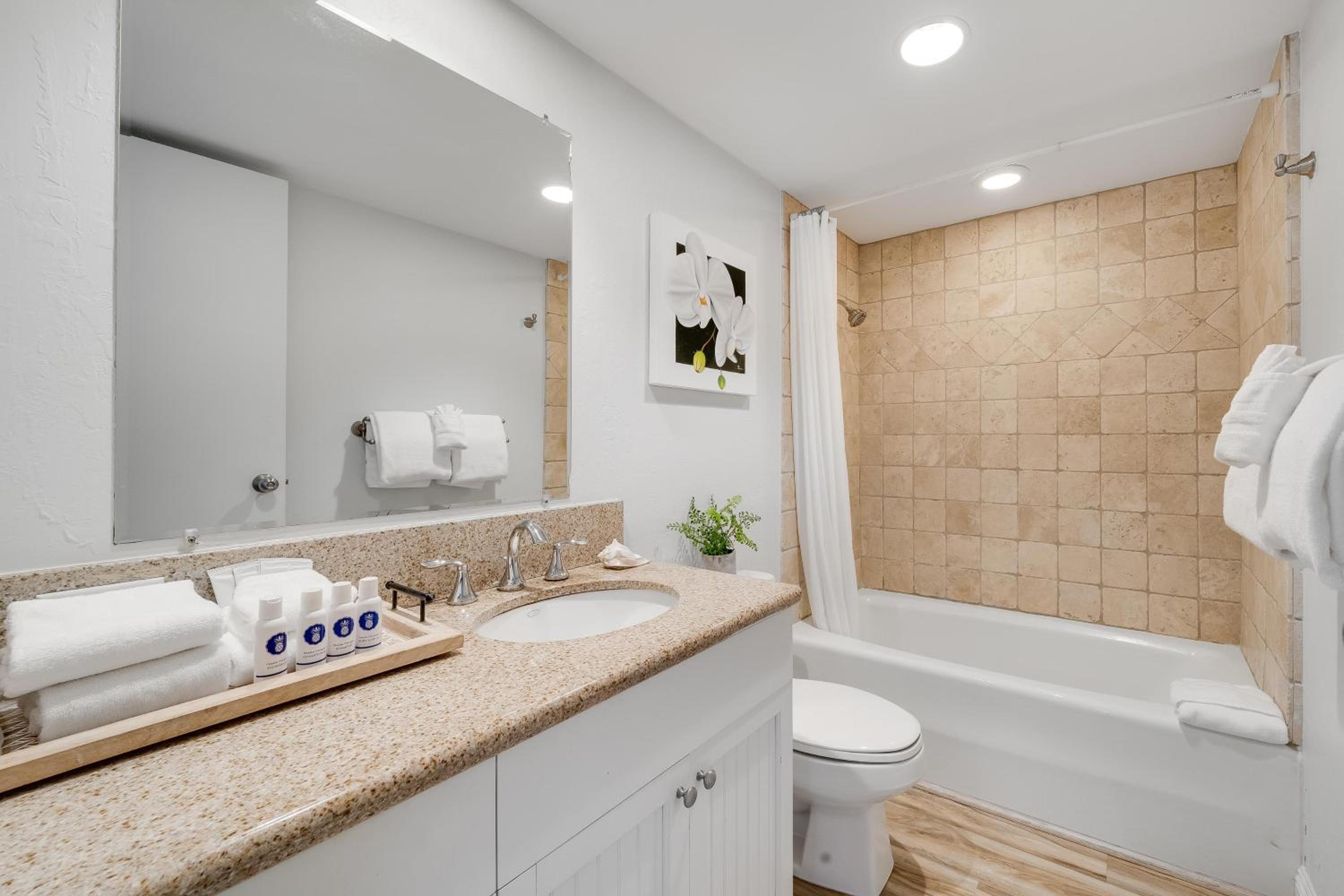 Kaanapali Shores 725 · KS 725 2BD in BeachFront Resort w Ocean V