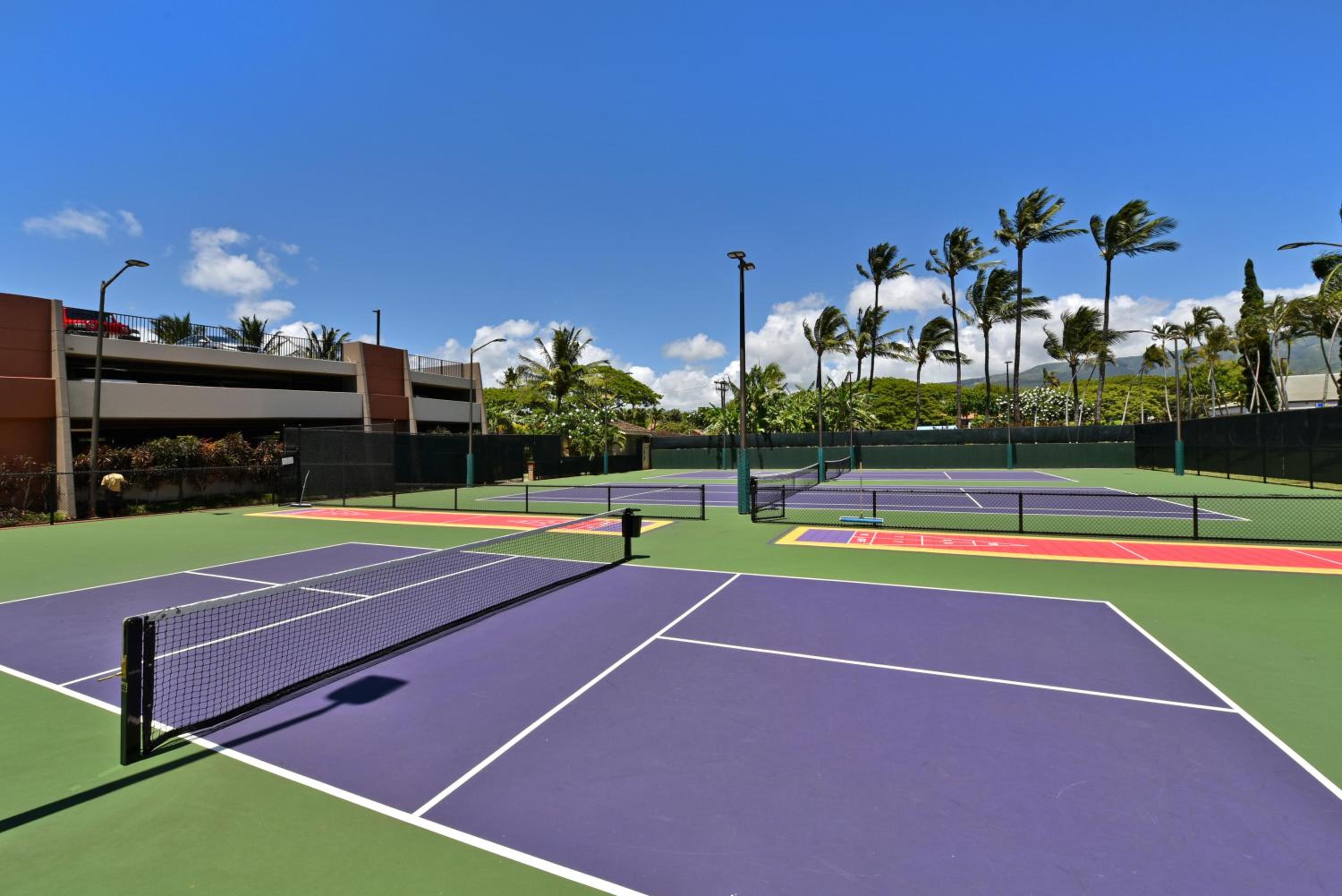 Kaanapali Shores 725 · KS 725 2BD in BeachFront Resort w Ocean V