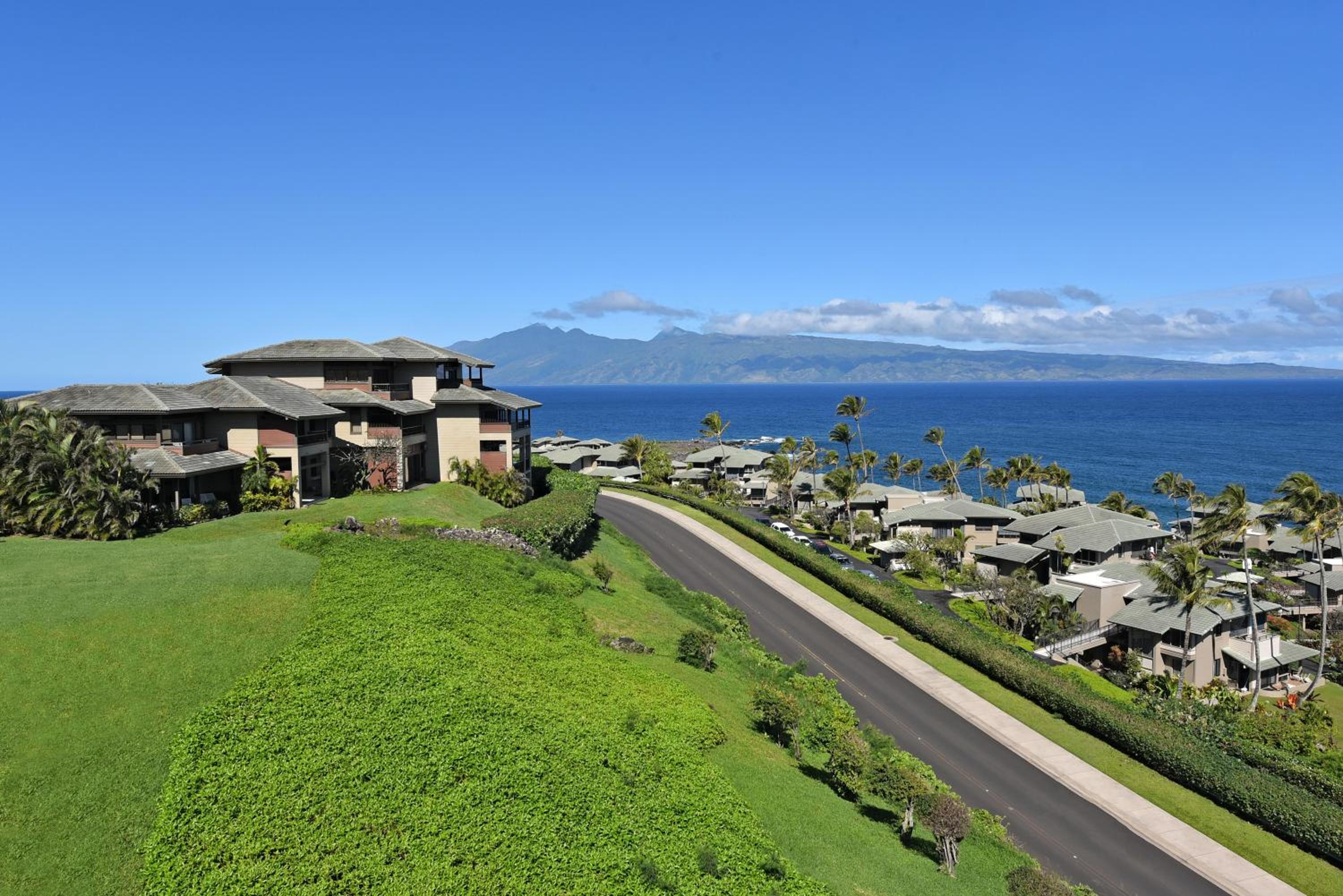 Kapalua Ridge Villas 2614 · KRV 2614 Remodeled Villa w Ocean Vie