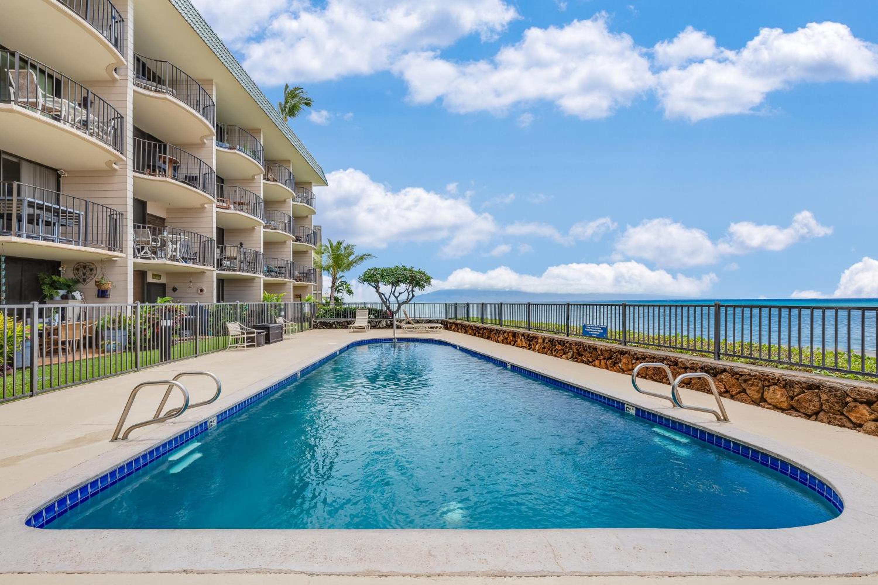 Kahana Reef 221 · KR 221 BeachFront Condo w Ocean Views Pool BBQ