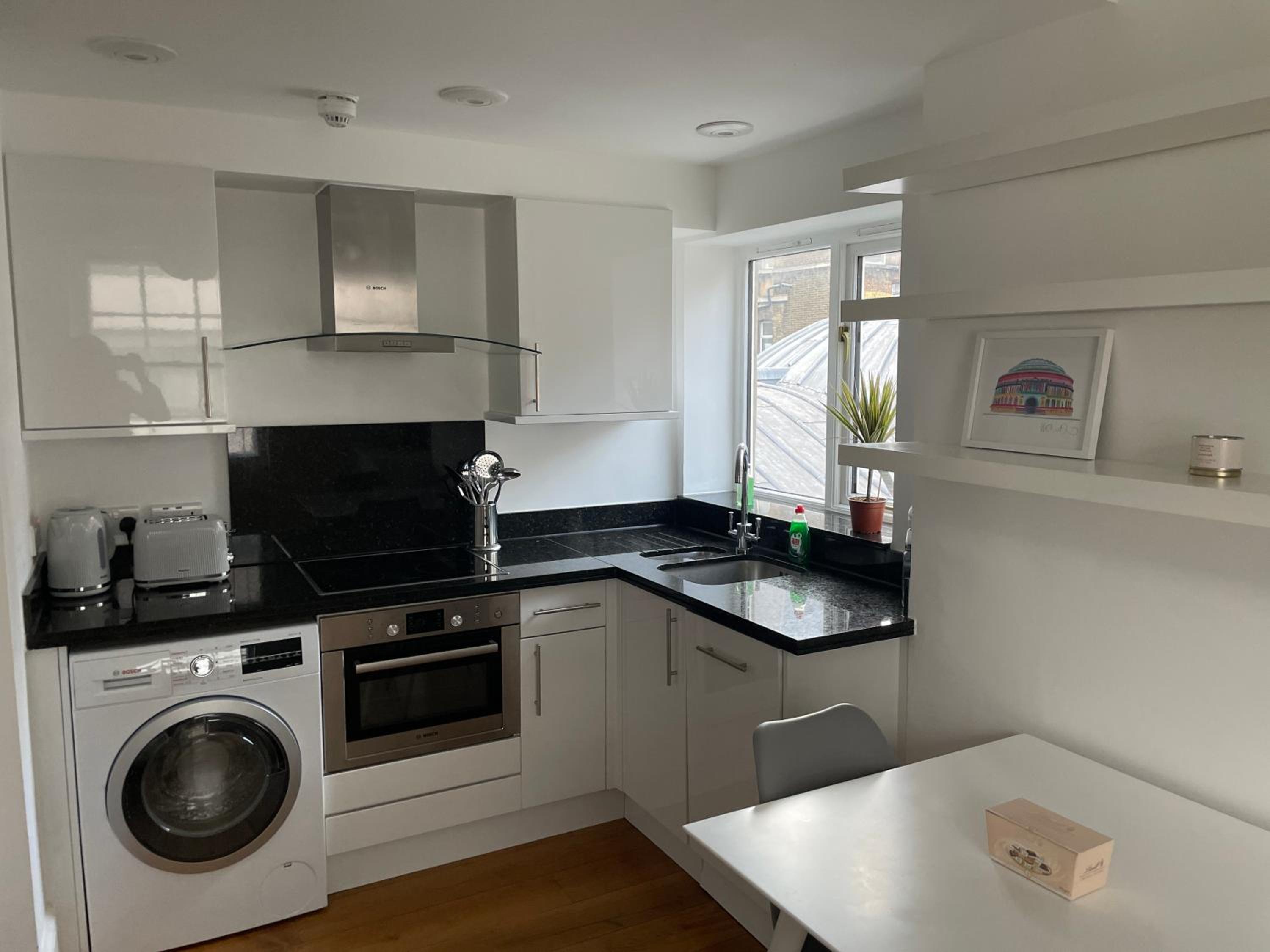London City 1 Bed with Roof Terrace