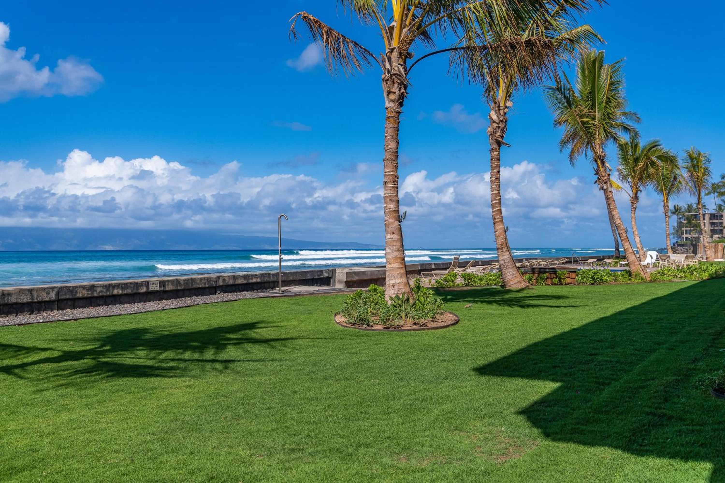 Kulakane 105 · KK105 Sunsets Ocean Views Oceanfront in West Maui