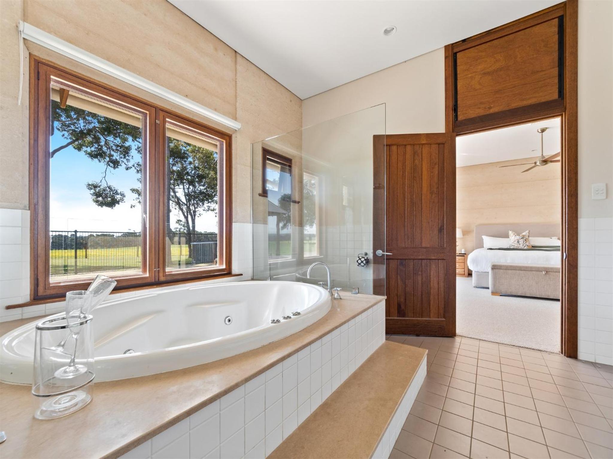 Forest Rise Chalets and Lodge